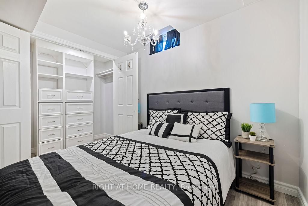 Photo 30 of Unit 9, 810 Golf Links Road, Hamilton, Meadowlands — HOMEH