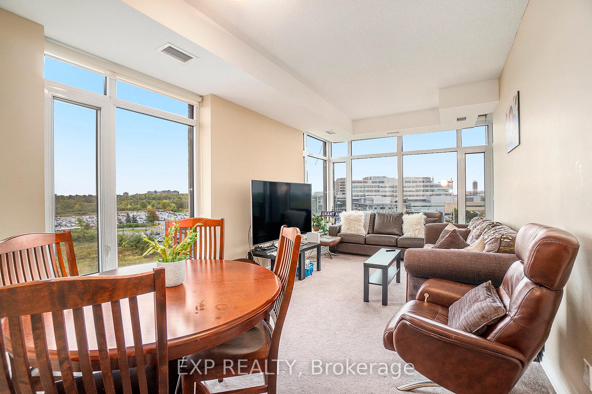 Photo 9 of Unit 701, 100 Roger Guindon Road, Ottawa, Riverview Park — HOMEH