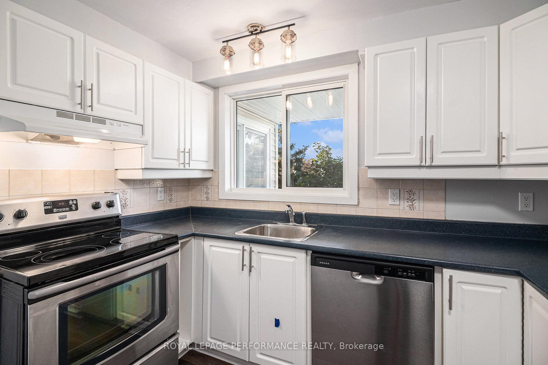 Photo 6 of Unit 209, 6470 Bilberry Drive, Ottawa, Orleans Wood — HOMEH