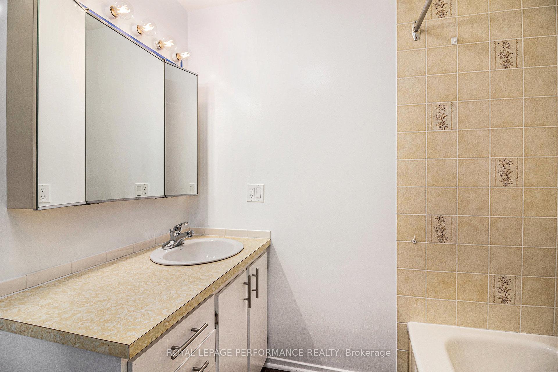 Photo 9 of Unit 209, 6470 Bilberry Drive, Ottawa, Orleans Wood — HOMEH
