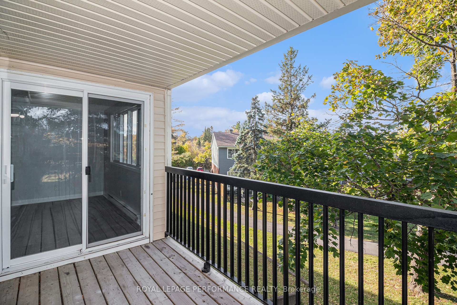 Photo 15 of Unit 209, 6470 Bilberry Drive, Ottawa, Orleans Wood — HOMEH