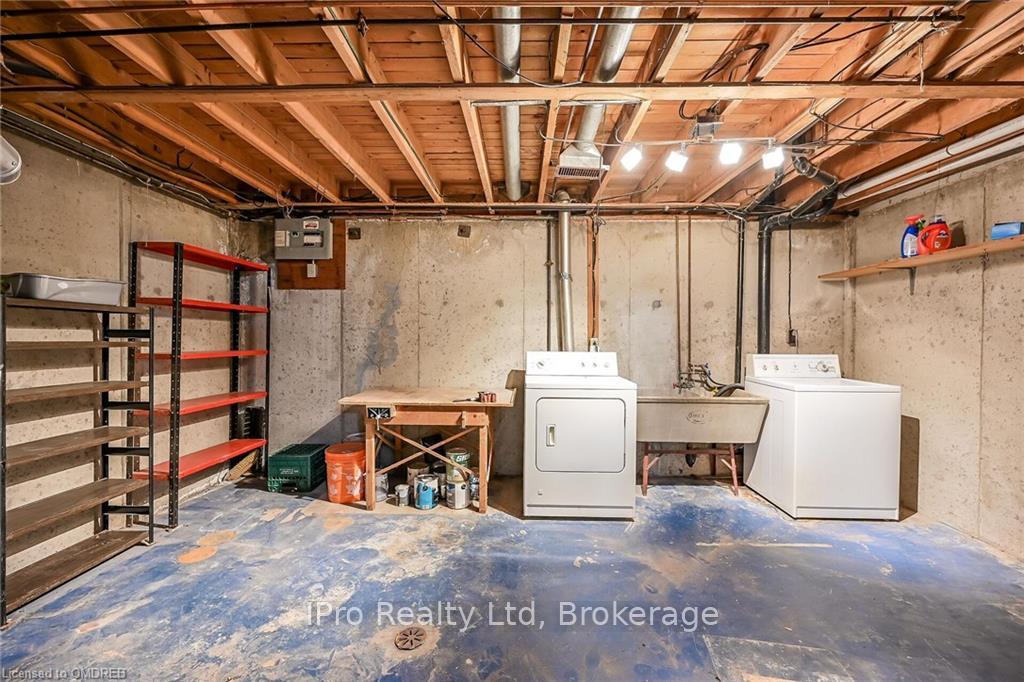 Photo 33 of Unit 11, 8 Eastview Avenue, Hamilton, Riverdale — HOMEH