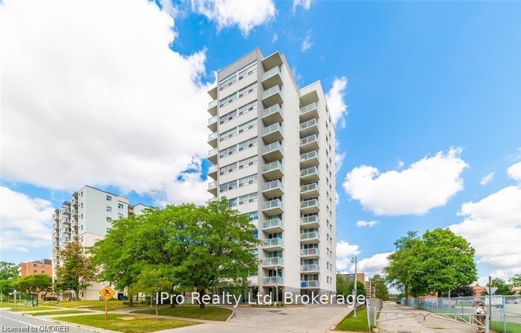 Photo 1 of Unit 204, 2345 Confederation Parkway, Mississauga, Cooksville — HOMEH