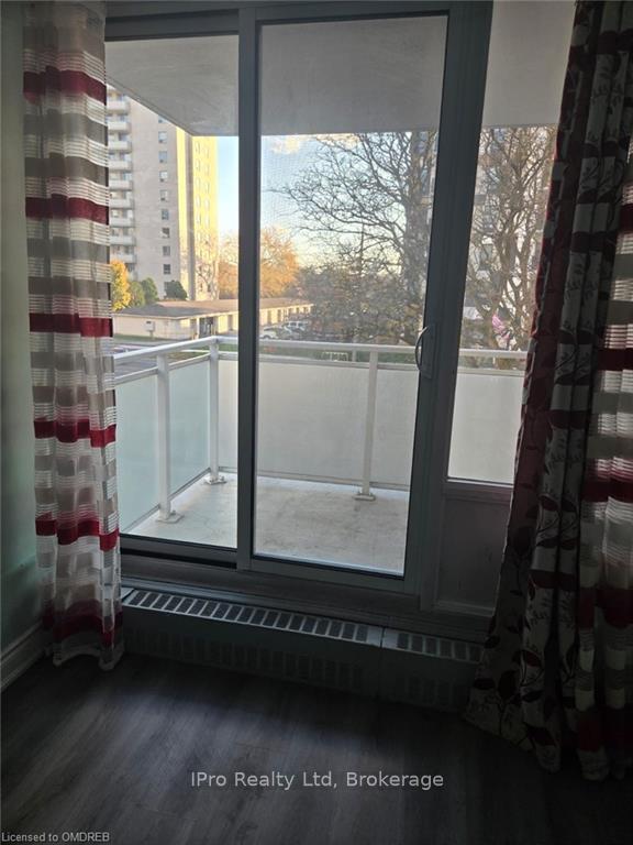 Photo 14 of Unit 204, 2345 Confederation Parkway, Mississauga, Cooksville — HOMEH