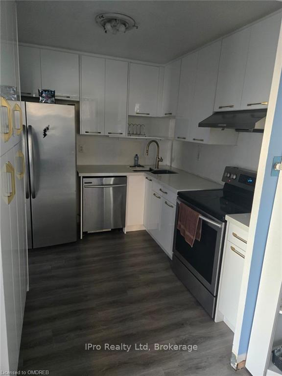Photo 16 of Unit 204, 2345 Confederation Parkway, Mississauga, Cooksville — HOMEH