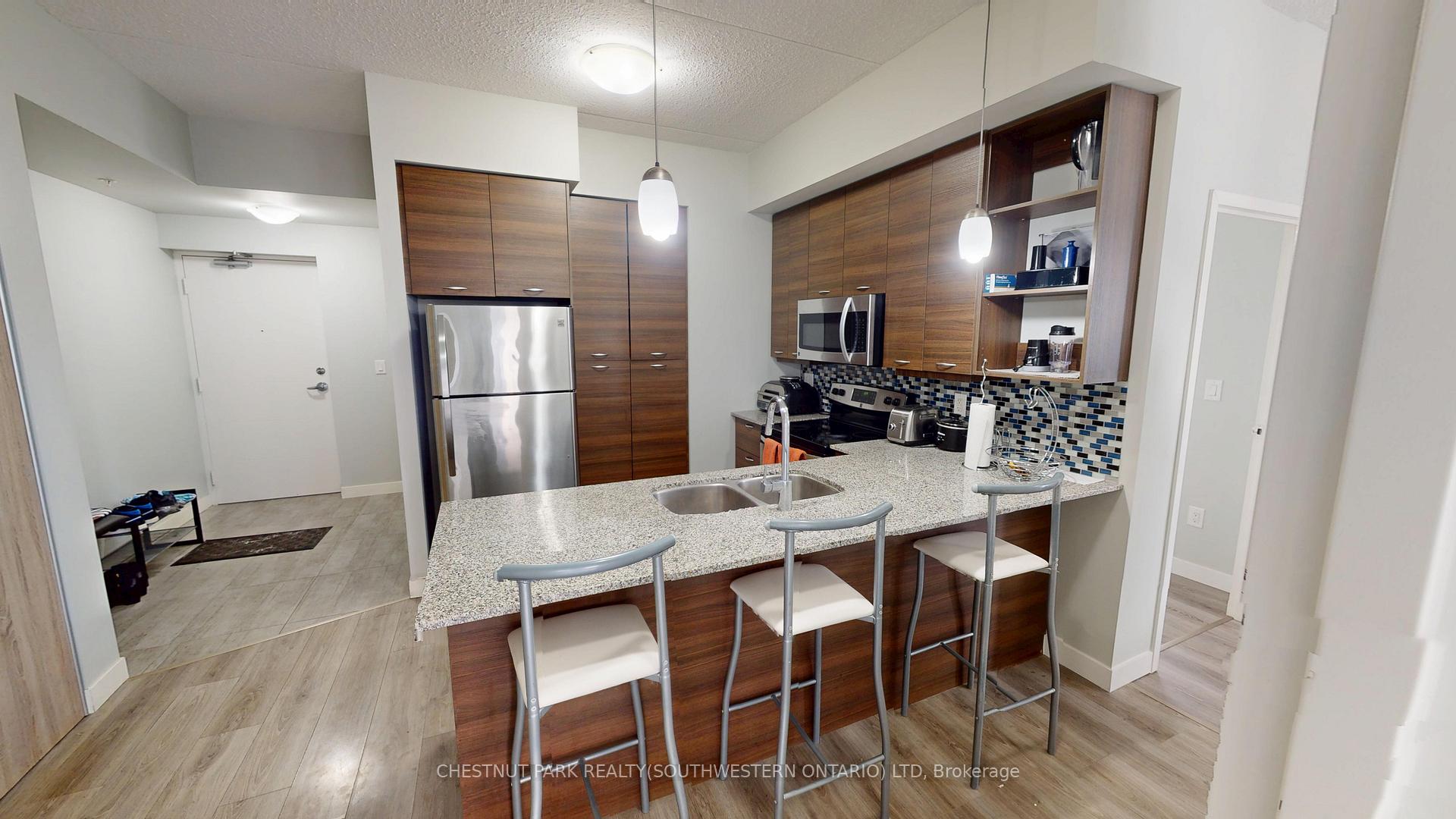 Photo 10 of Unit 502, 318 Spruce Street, Waterloo — HOMEH