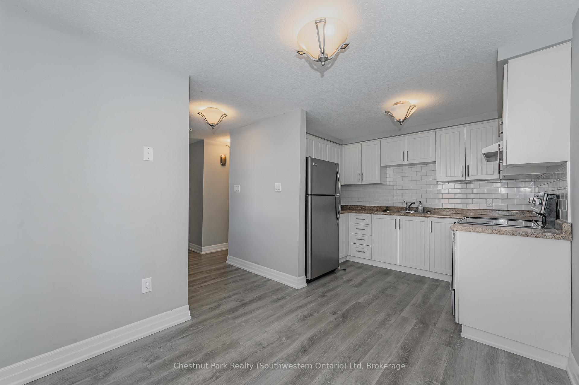 Photo 6 of Unit 9, 180 Marksam Road, Guelph, Willow West/Sugarbush/West Acres — HOMEH