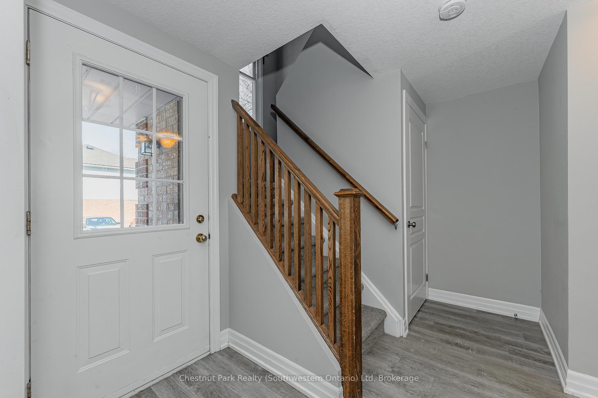 Photo 17 of Unit 9, 180 Marksam Road, Guelph, Willow West/Sugarbush/West Acres — HOMEH