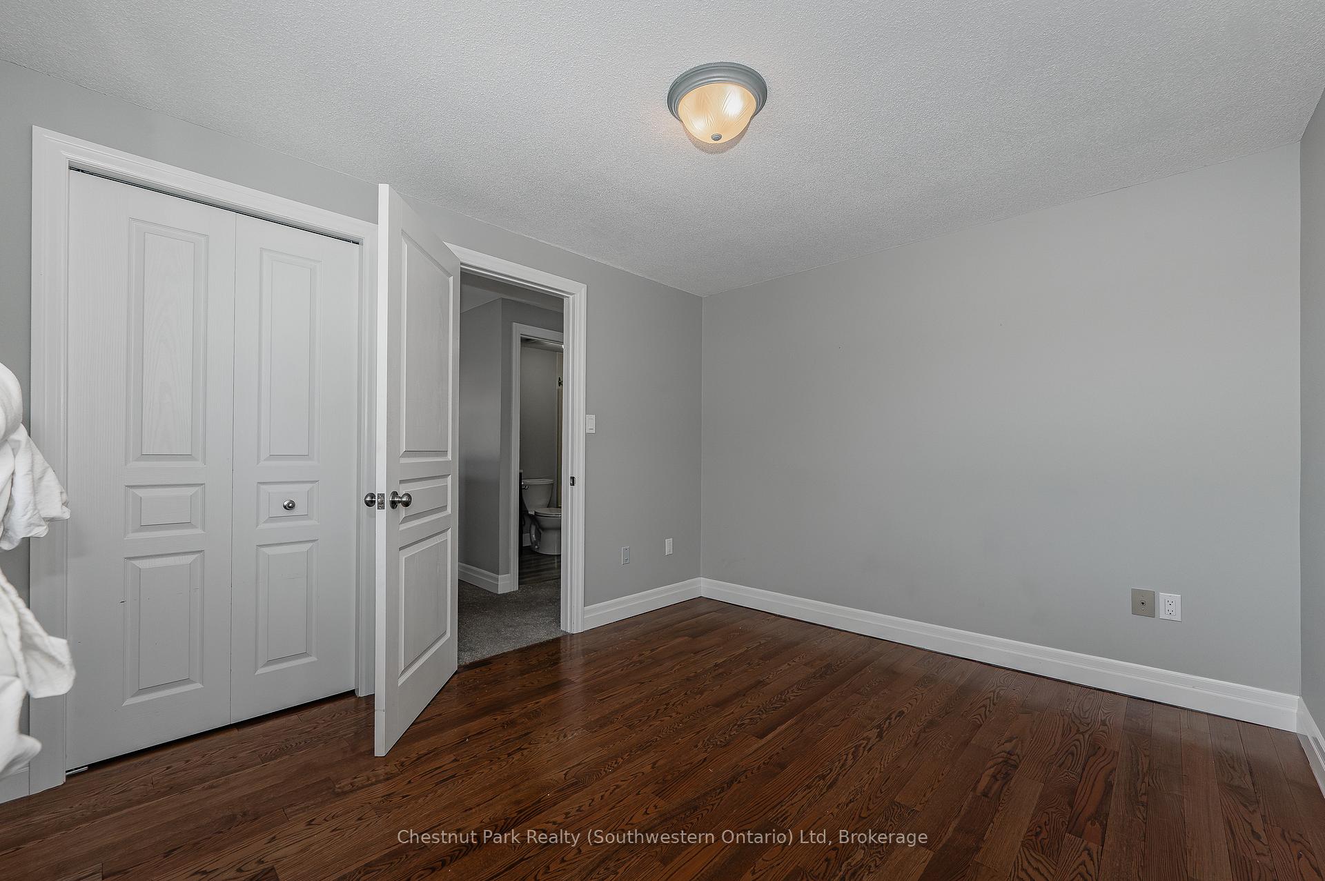 Photo 40 of Unit 9, 180 Marksam Road, Guelph, Willow West/Sugarbush/West Acres — HOMEH