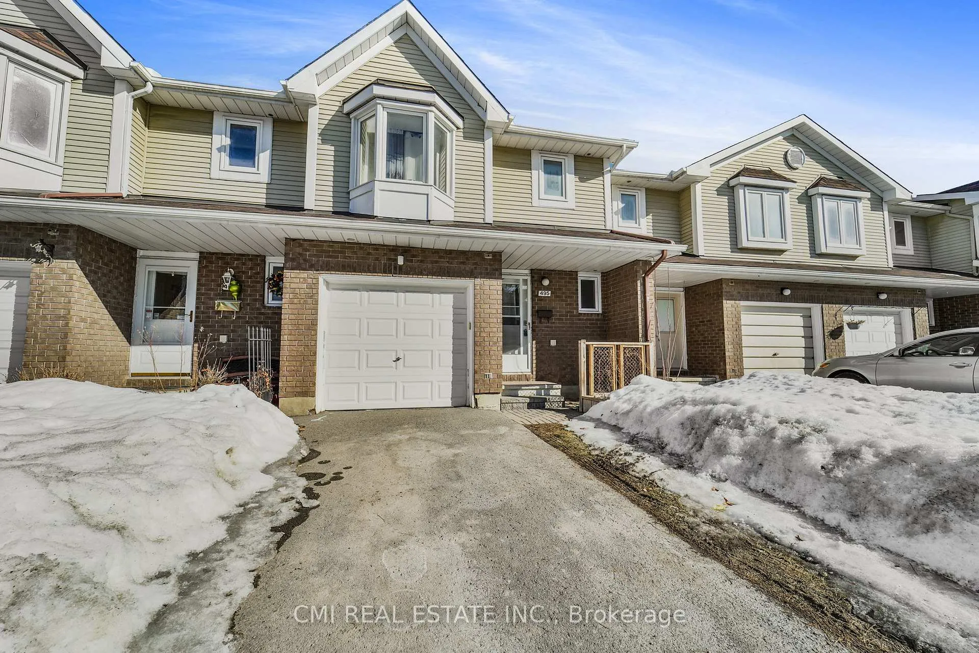 Photo 3 of Unit 49, 495 Sidney Drive, Ottawa, Fallingbrook/Pineridge — HOMEH
