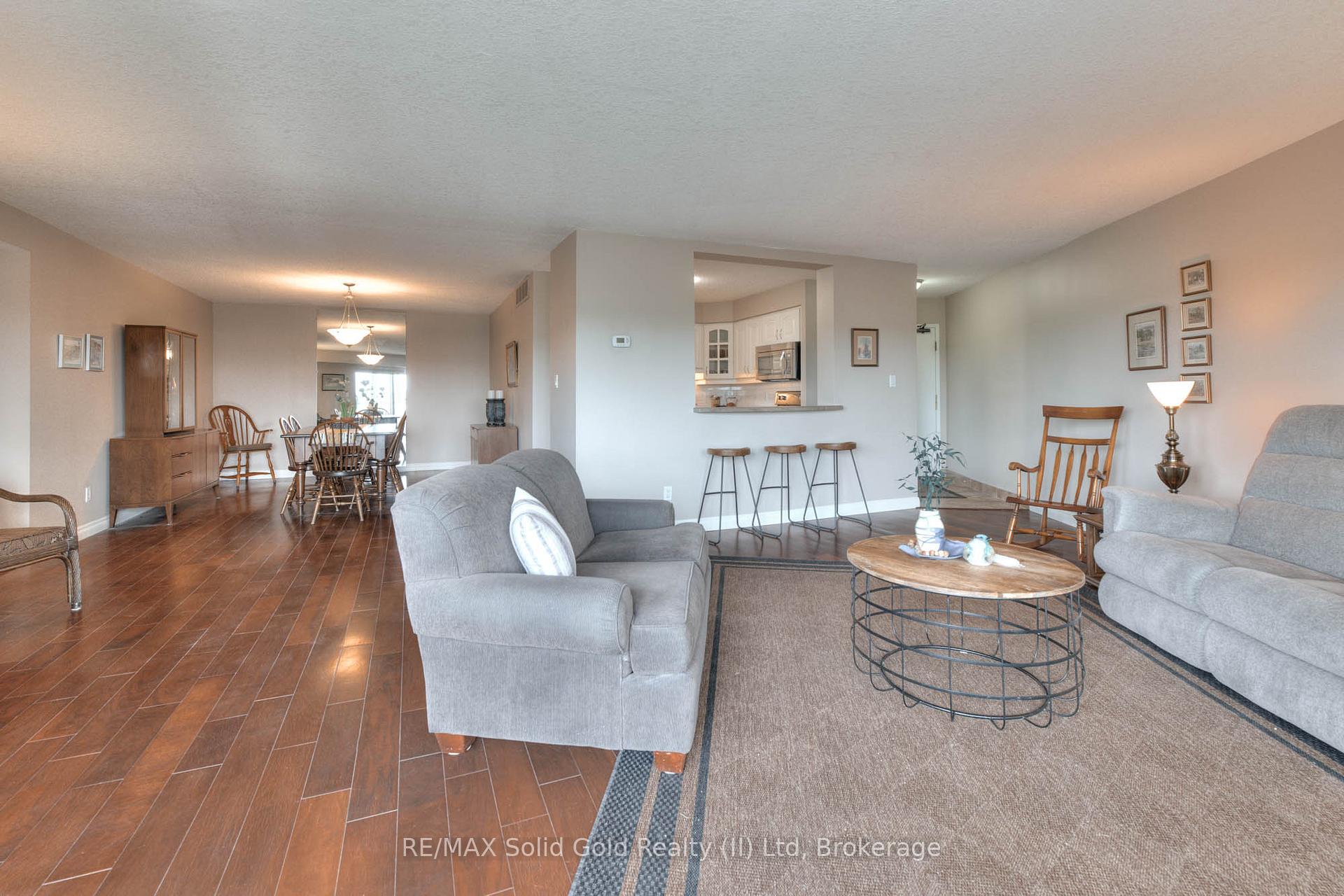 Photo 5 of Unit 606, 250 Glenridge Drive, Waterloo — HOMEH