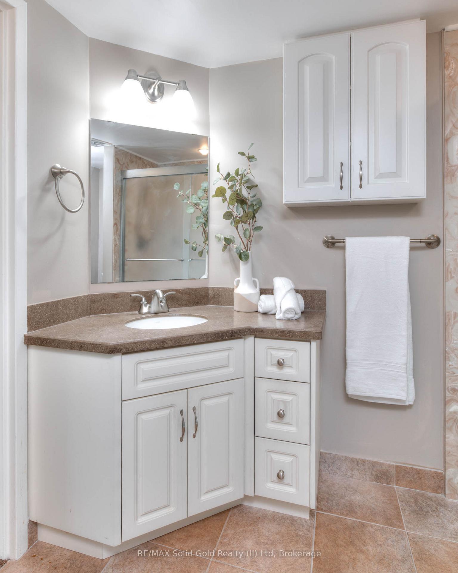 Photo 31 of Unit 606, 250 Glenridge Drive, Waterloo — HOMEH