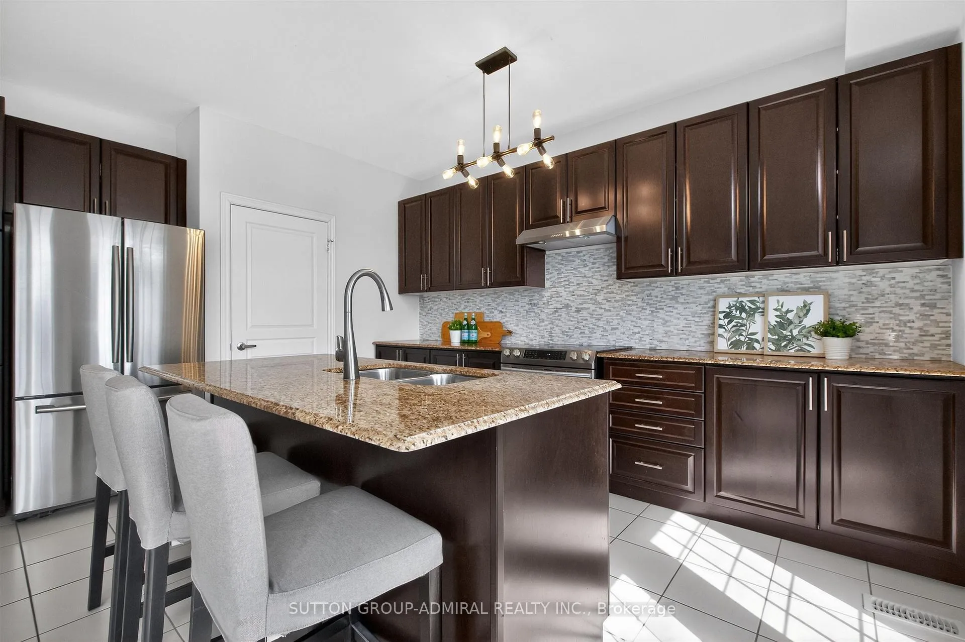 Photo 18 of 35 Webb Trail, New Tecumseth, Tottenham — HOMEH