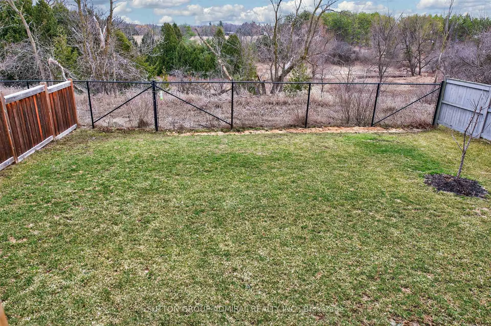 Photo 41 of 35 Webb Trail, New Tecumseth, Tottenham — HOMEH