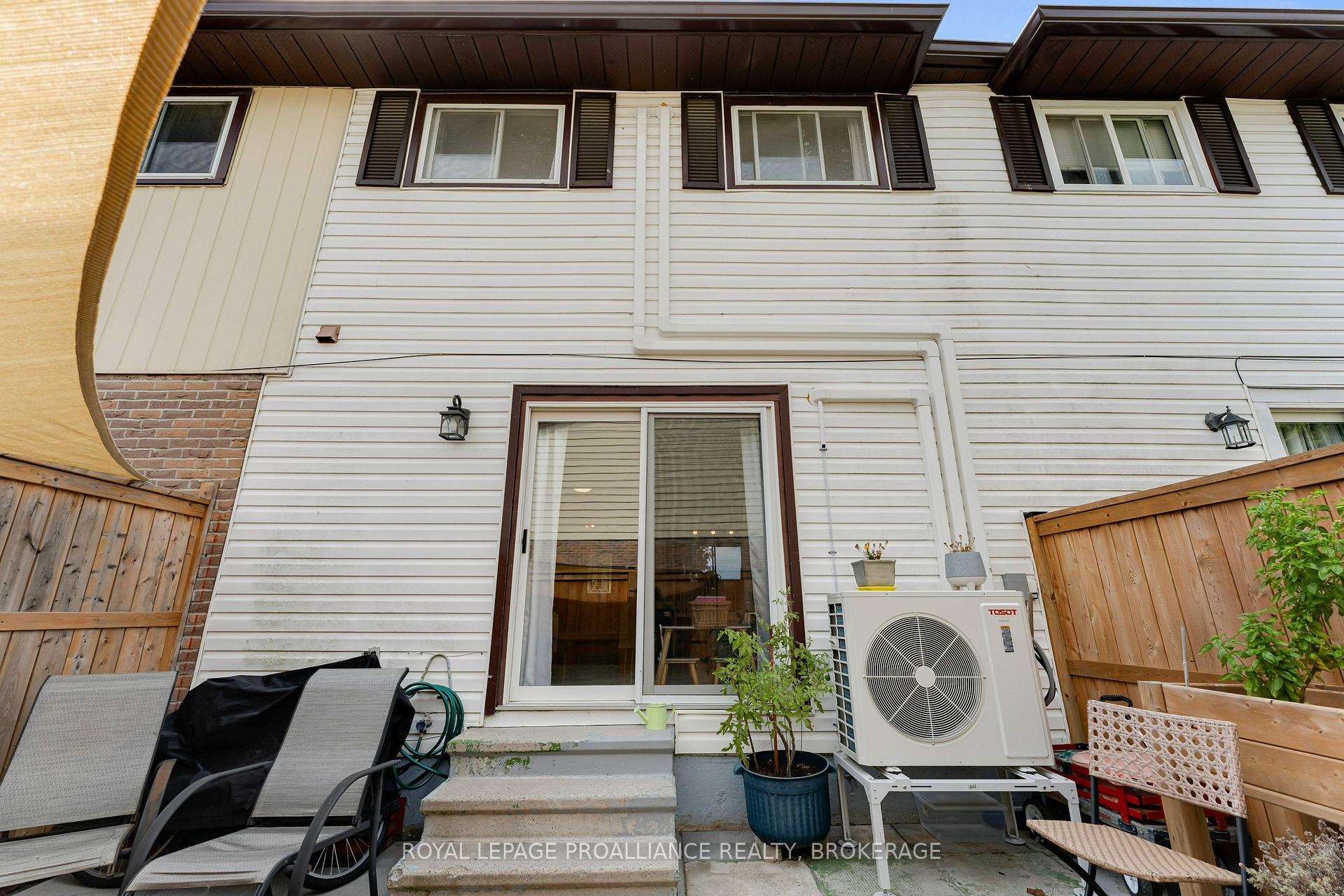 Photo 30 of 369 William Street N, Gananoque — HOMEH