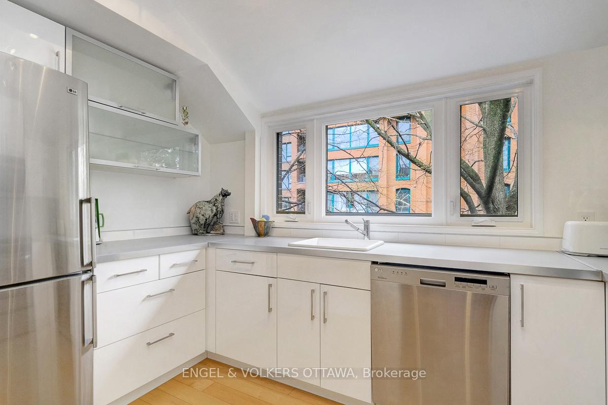 Photo 19 of Unit 16, 135 Springfield Road, Ottawa, Lindenlea — HOMEH