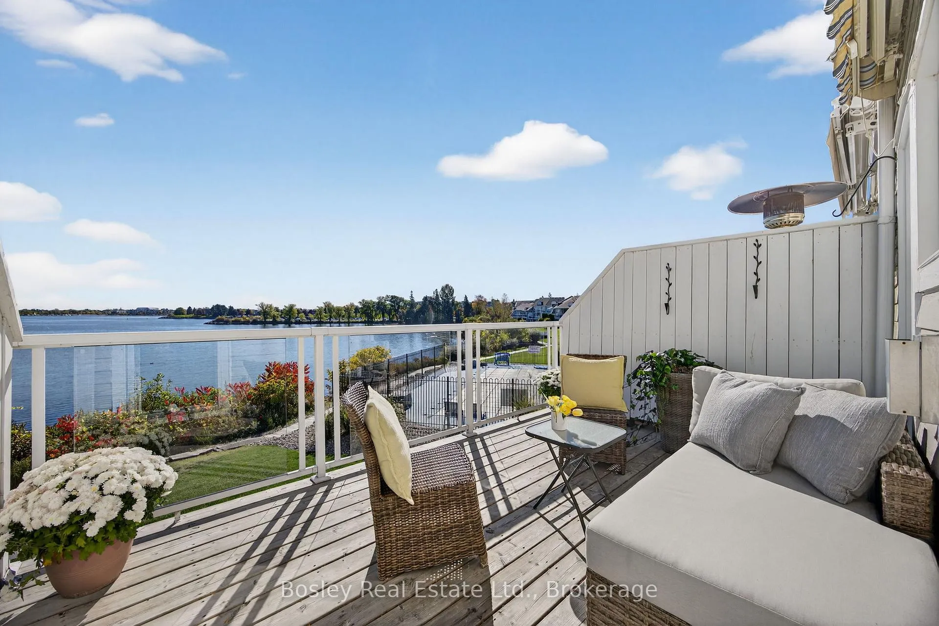 Photo 2 of 59 Cranberry Surf, Collingwood — HOMEH