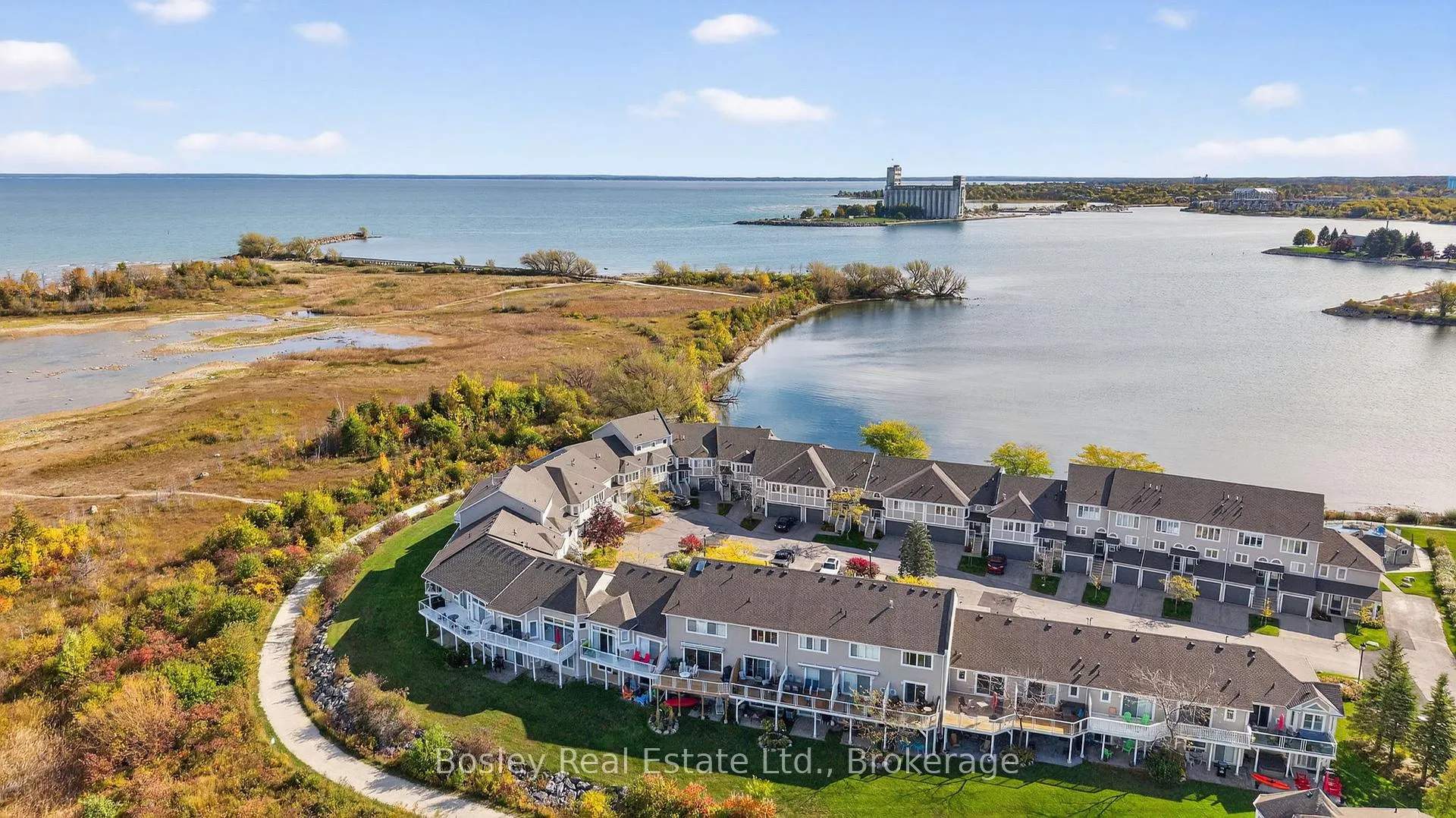 Photo 21 of 59 Cranberry Surf, Collingwood — HOMEH