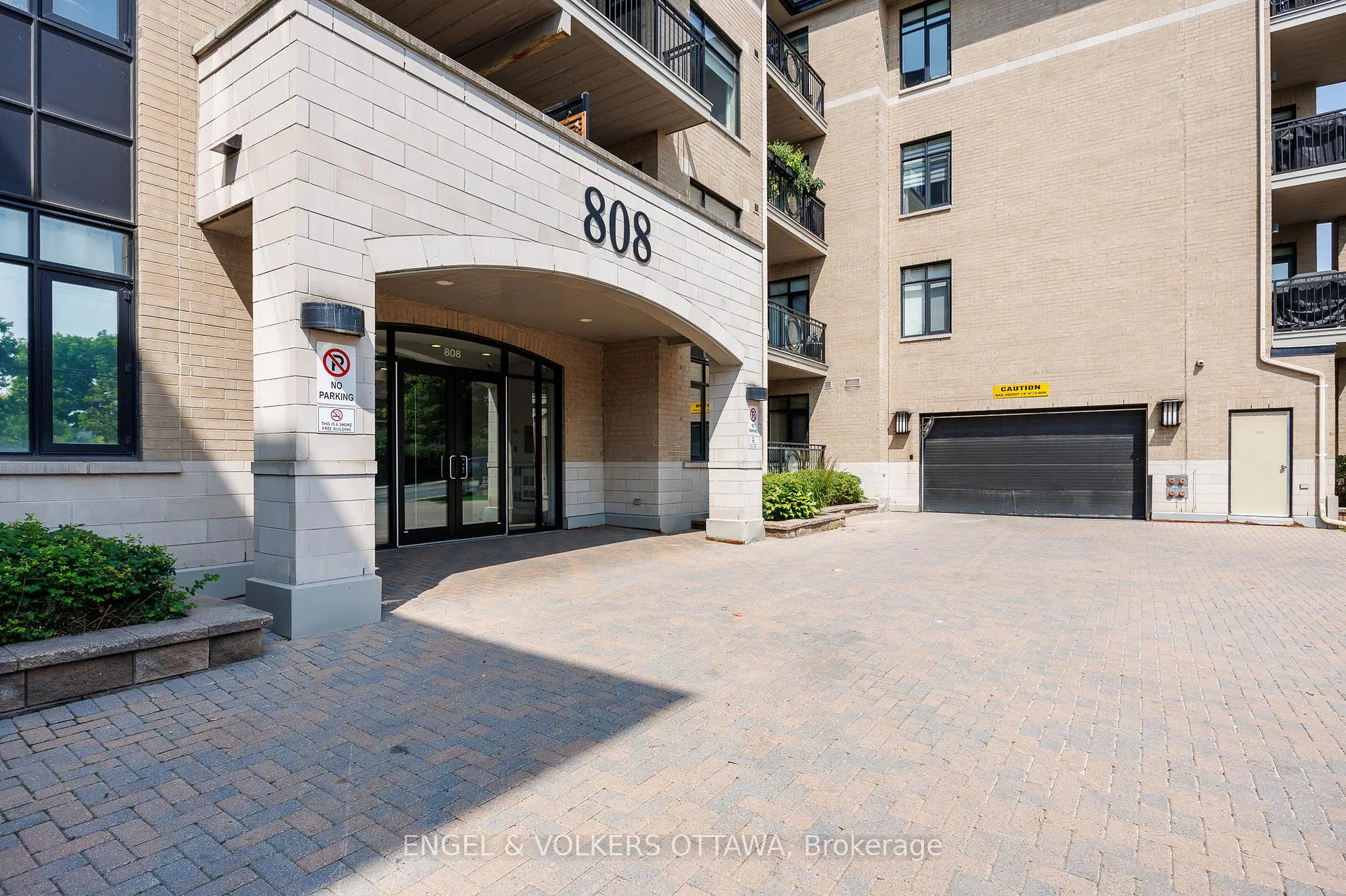 Photo 3 of Unit 319, 808 Bronson Avenue, Ottawa, Dows Lake — HOMEH