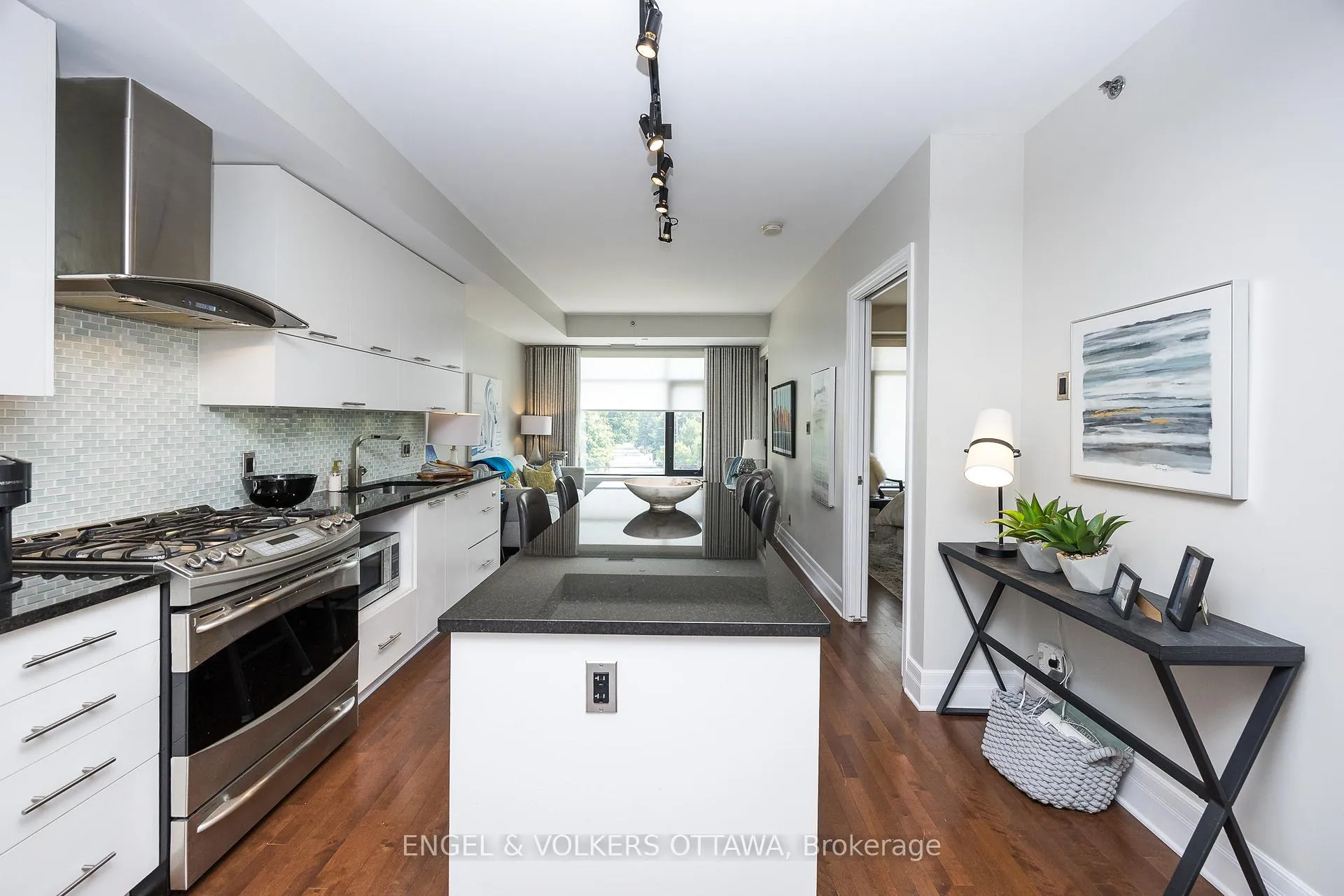 Photo 6 of Unit 319, 808 Bronson Avenue, Ottawa, Dows Lake — HOMEH