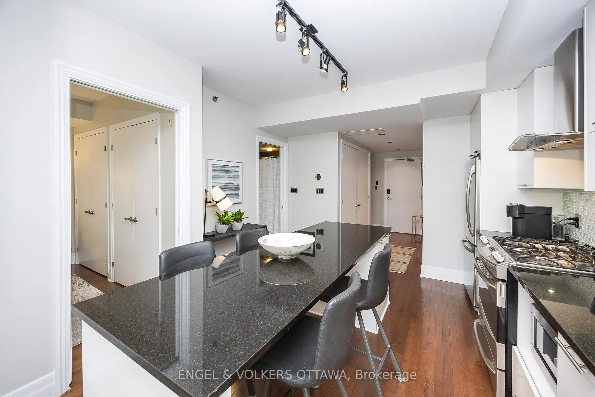 Photo 12 of Unit 319, 808 Bronson Avenue, Ottawa, Dows Lake — HOMEH