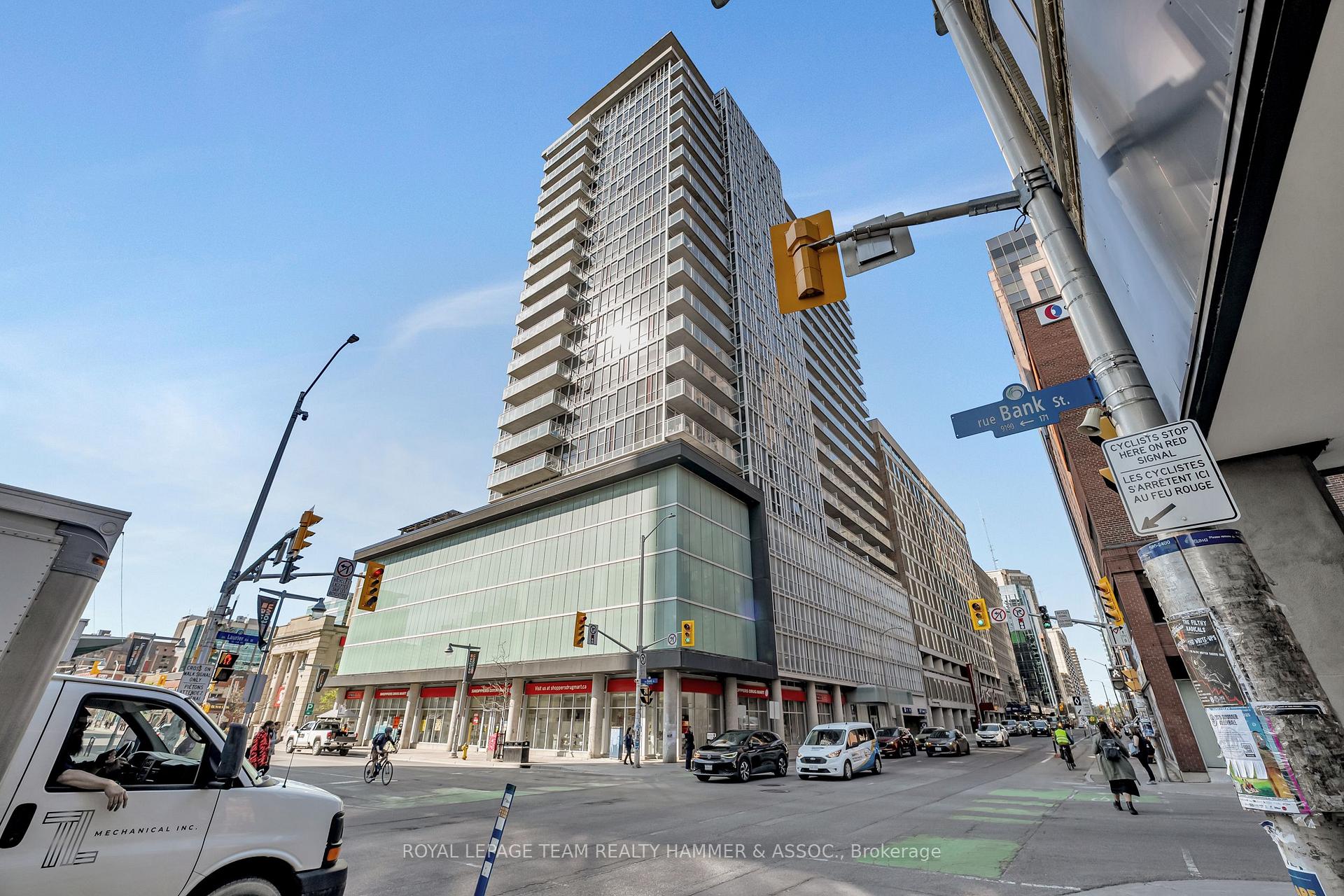 Photo 1 of Unit 704, 324 Laurier Avenue W, Ottawa, Ottawa Centre — HOMEH
