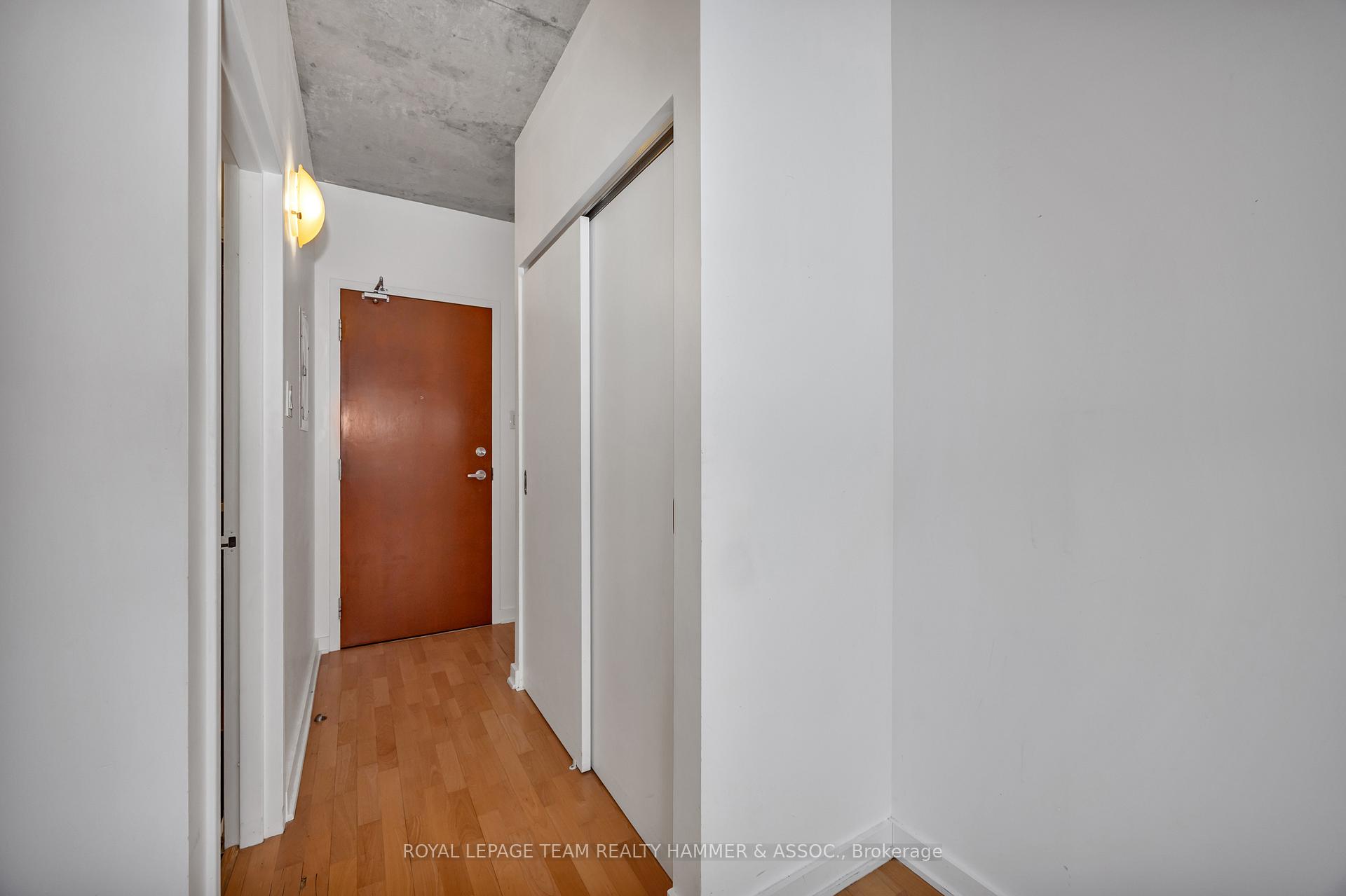 Photo 5 of Unit 704, 324 Laurier Avenue W, Ottawa, Ottawa Centre — HOMEH