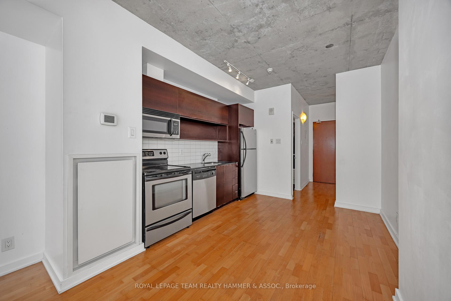 Photo 8 of Unit 704, 324 Laurier Avenue W, Ottawa, Ottawa Centre — HOMEH