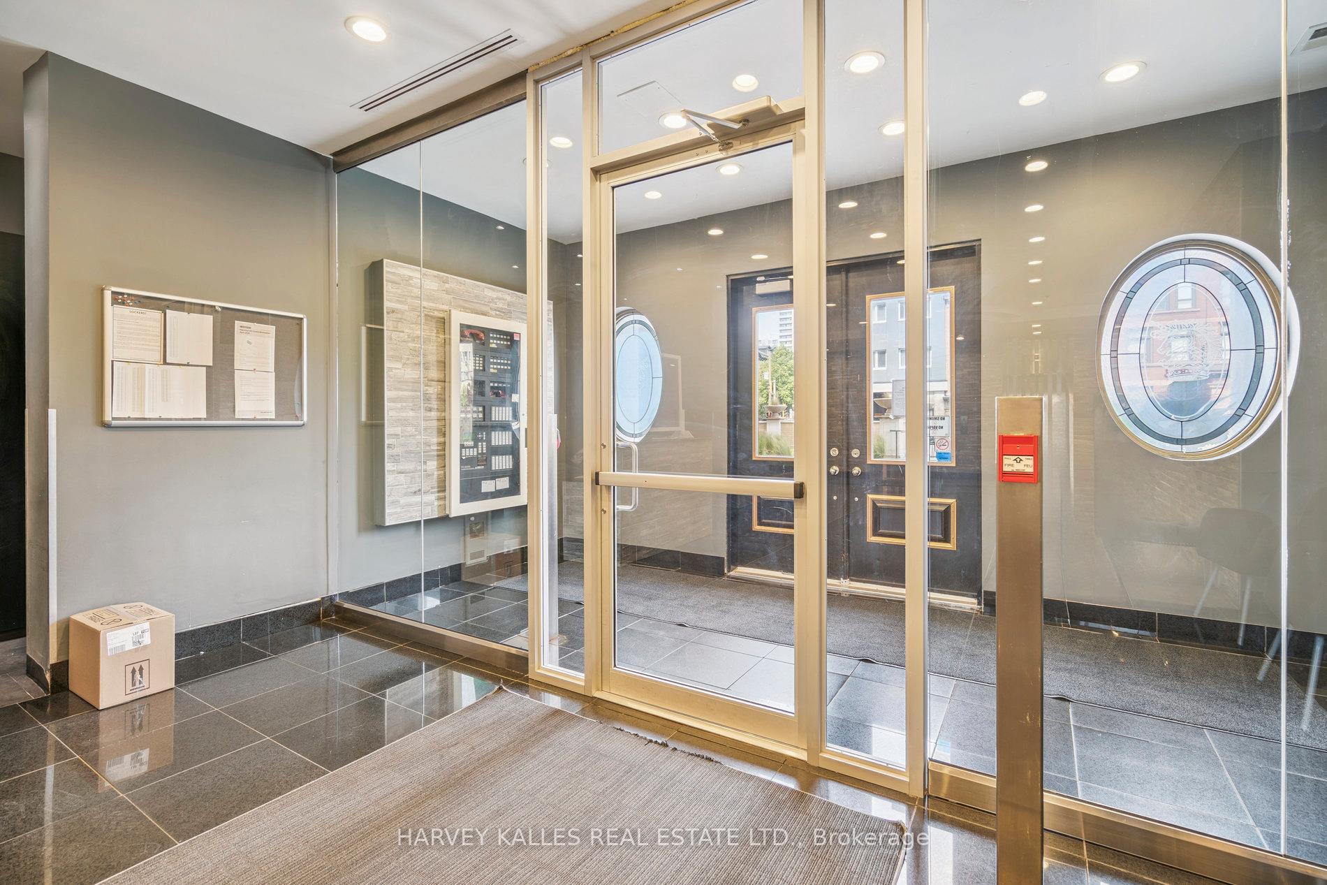 Photo 5 of Unit 414, 135 James Street S, Hamilton, Corktown — HOMEH