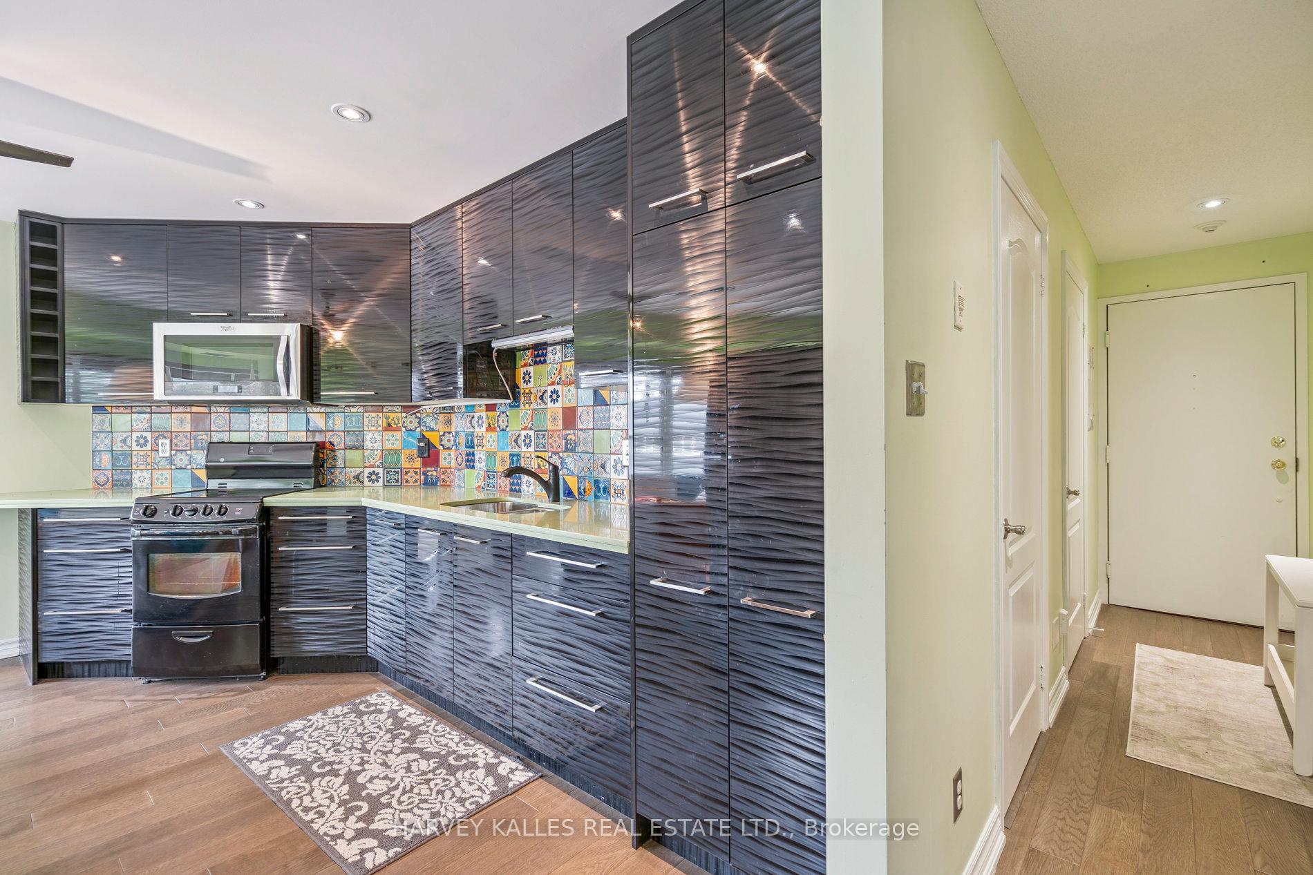 Photo 11 of Unit 414, 135 James Street S, Hamilton, Corktown — HOMEH