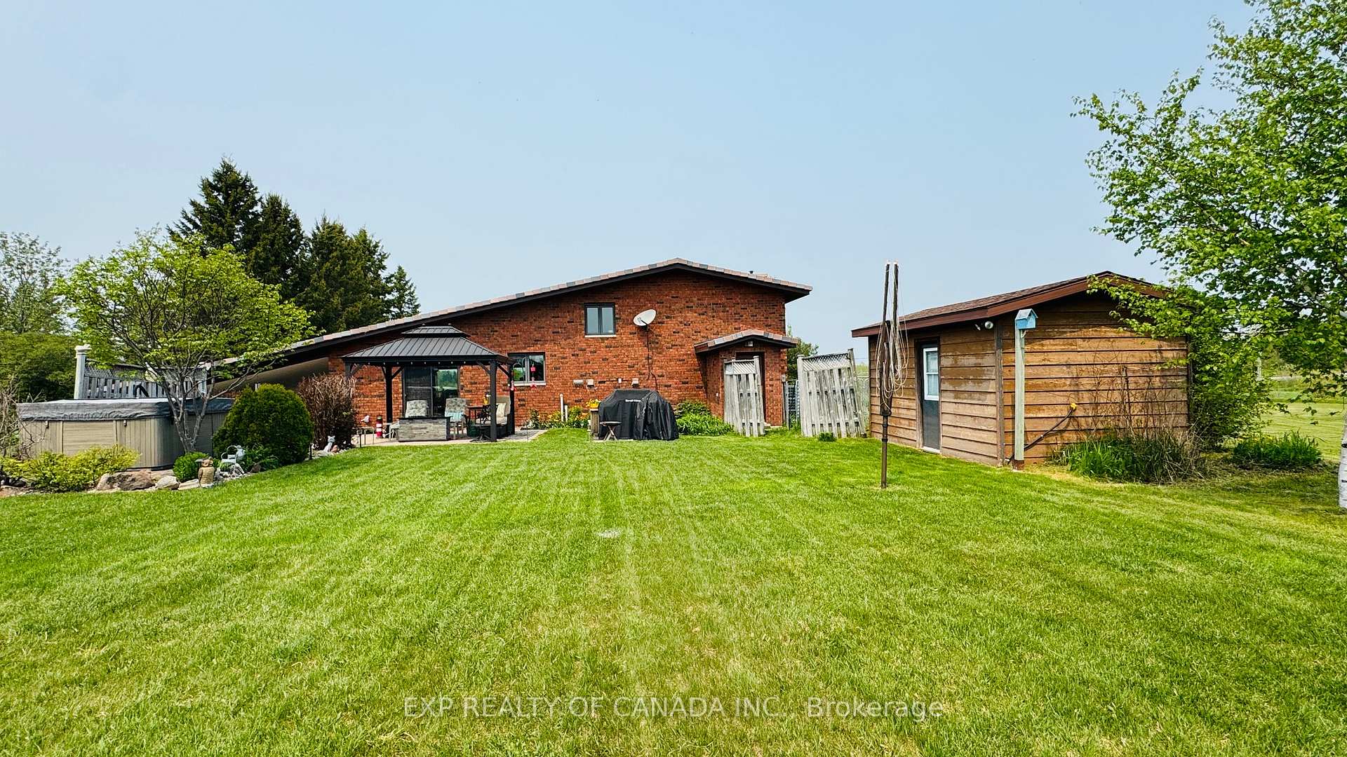 Photo 4 of 1272 Con 2 & 3 GLACKMEYER Road, Cochrane — HOMEH