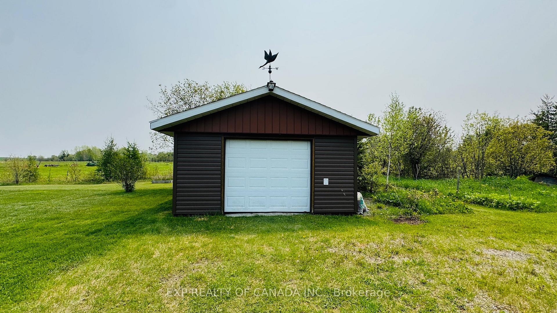 Photo 8 of 1272 Con 2 & 3 GLACKMEYER Road, Cochrane — HOMEH
