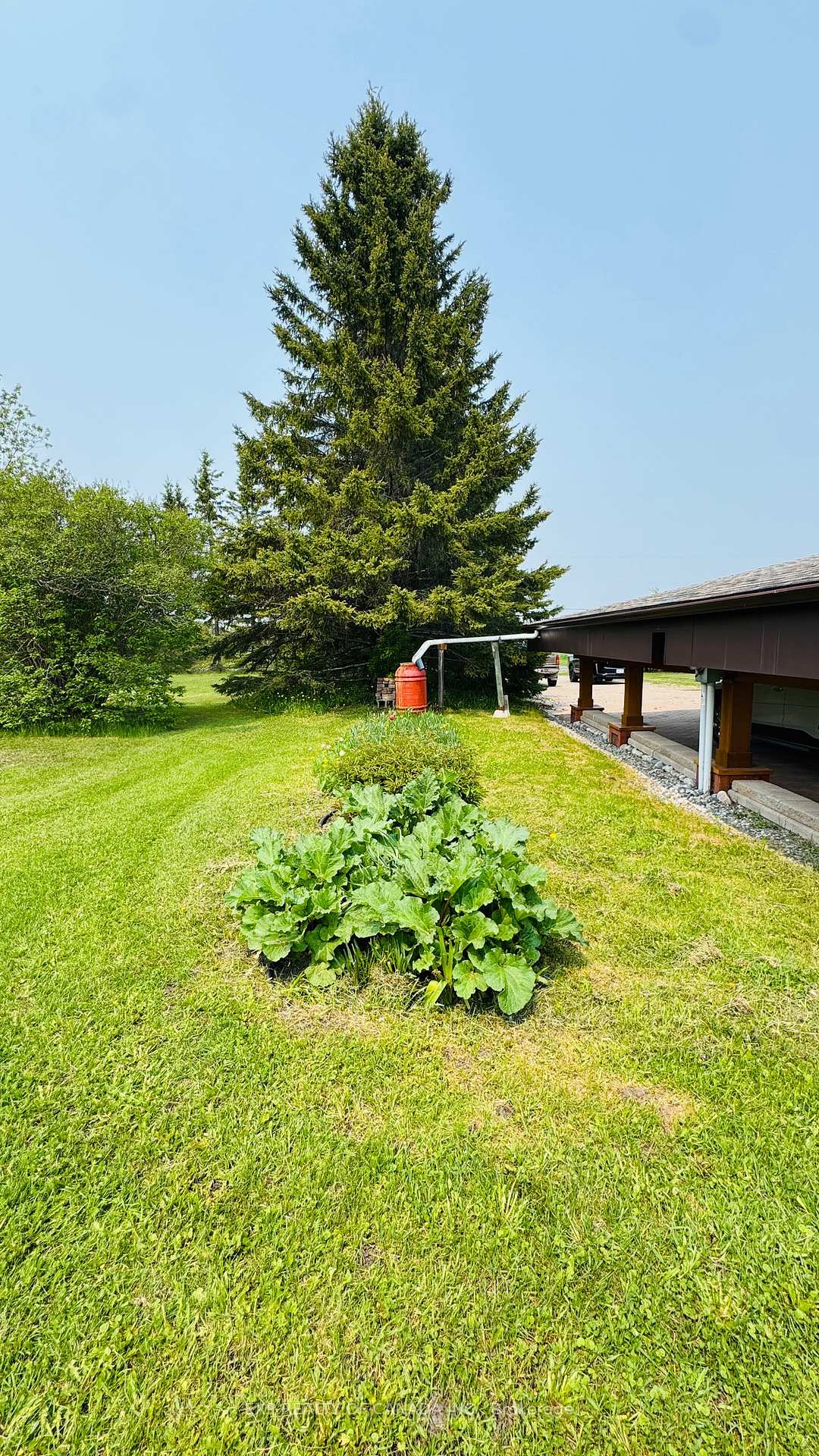 Photo 7 of 1272 Con 2 & 3 GLACKMEYER Road, Cochrane — HOMEH