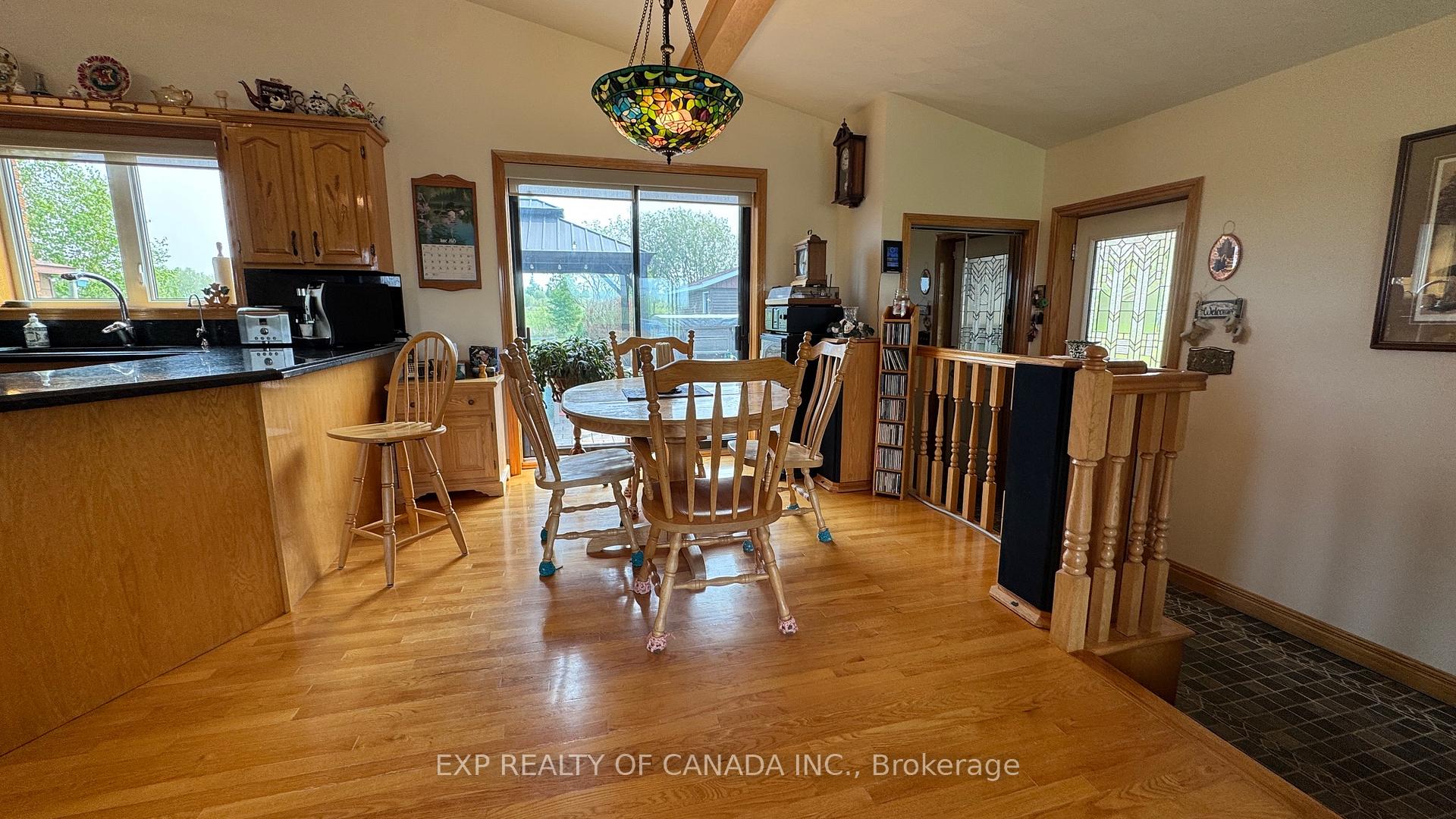 Photo 12 of 1272 Con 2 & 3 GLACKMEYER Road, Cochrane — HOMEH