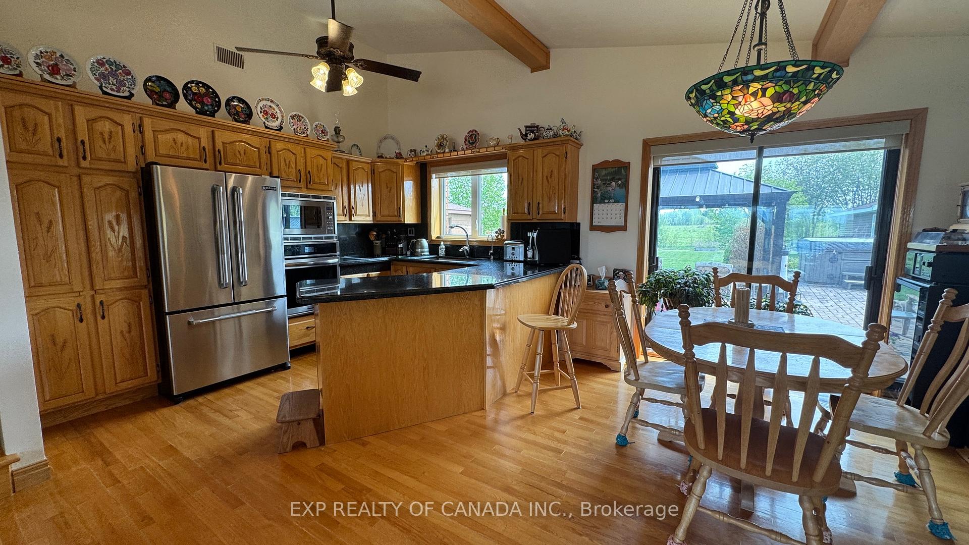 Photo 15 of 1272 Con 2 & 3 GLACKMEYER Road, Cochrane — HOMEH