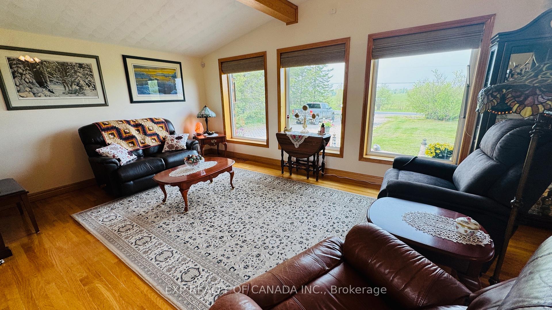 Photo 16 of 1272 Con 2 & 3 GLACKMEYER Road, Cochrane — HOMEH