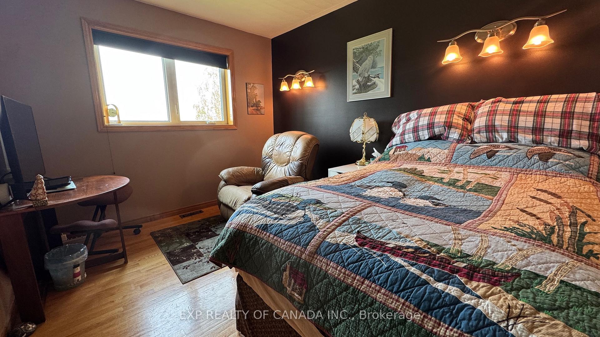 Photo 21 of 1272 Con 2 & 3 GLACKMEYER Road, Cochrane — HOMEH
