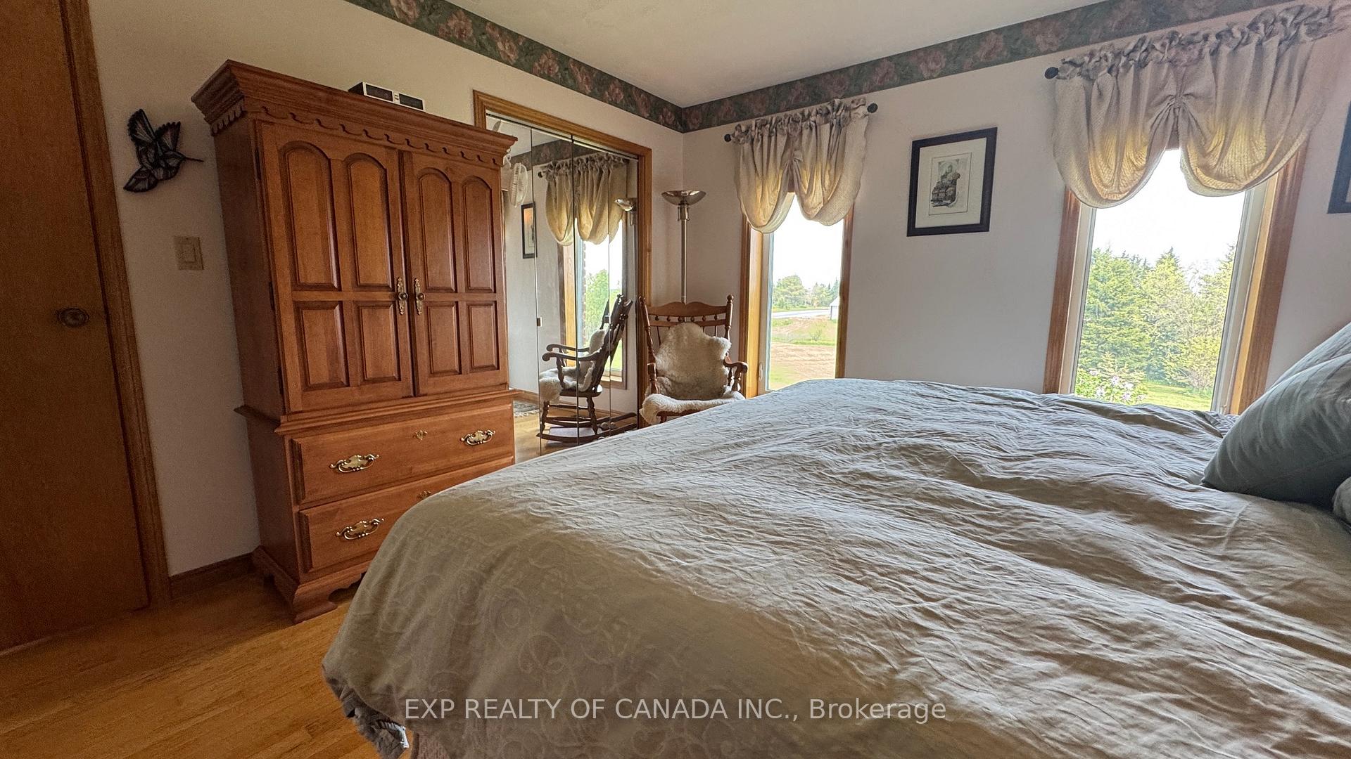 Photo 25 of 1272 Con 2 & 3 GLACKMEYER Road, Cochrane — HOMEH