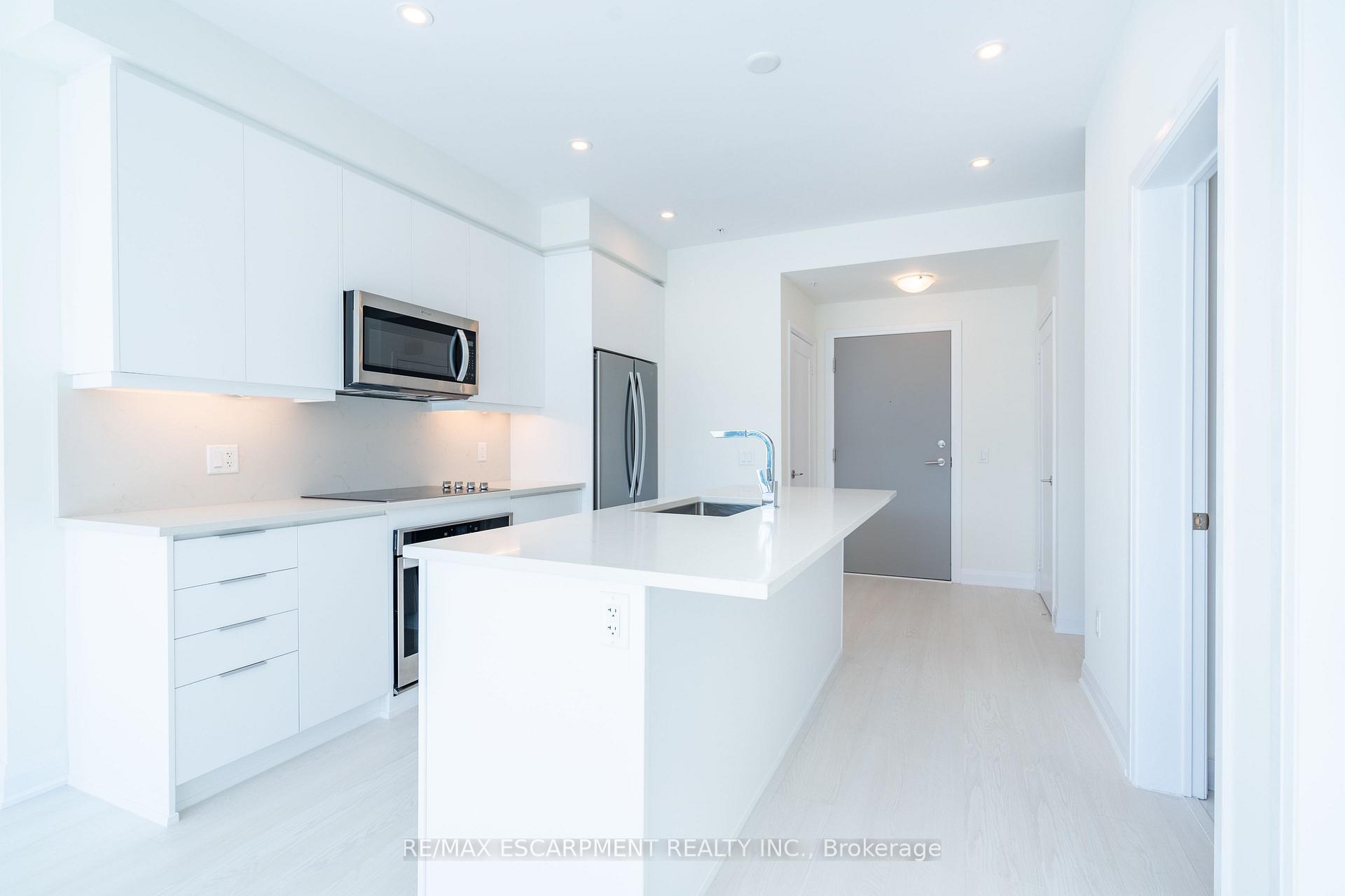 Photo 9 of Unit 547, 16 Concord Place, Grimsby, Grimsby Beach — HOMEH