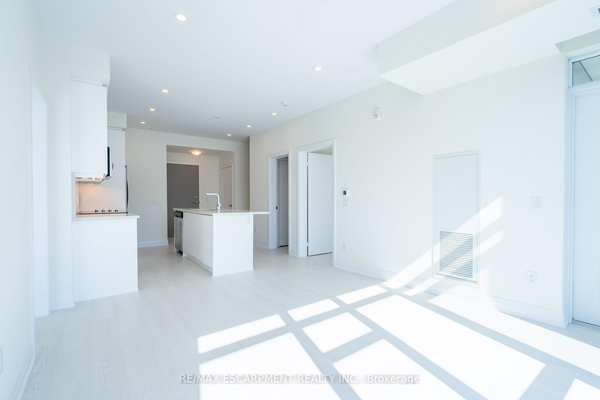 Photo 15 of Unit 547, 16 Concord Place, Grimsby, Grimsby Beach — HOMEH