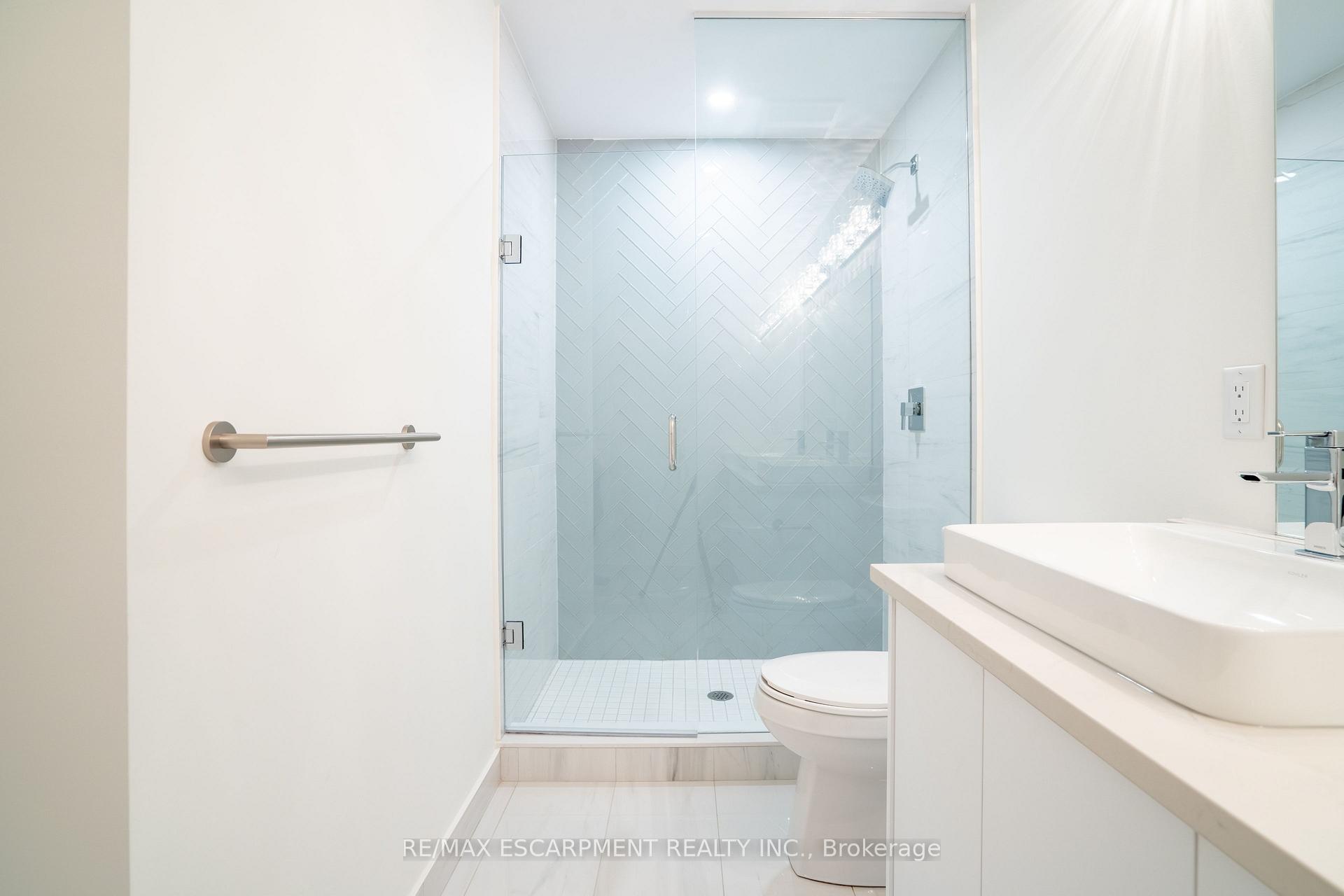 Photo 33 of Unit 547, 16 Concord Place, Grimsby, Grimsby Beach — HOMEH