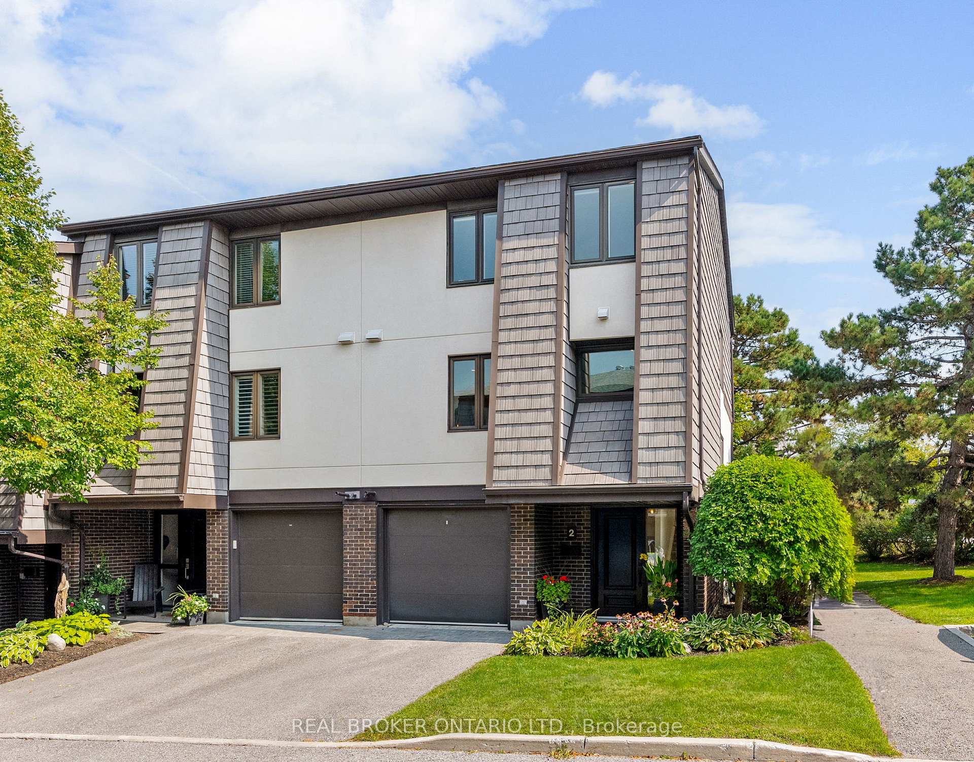 Photo 1 of Unit 2, 655 Richmond Road, Ottawa, Woodroffe — HOMEH