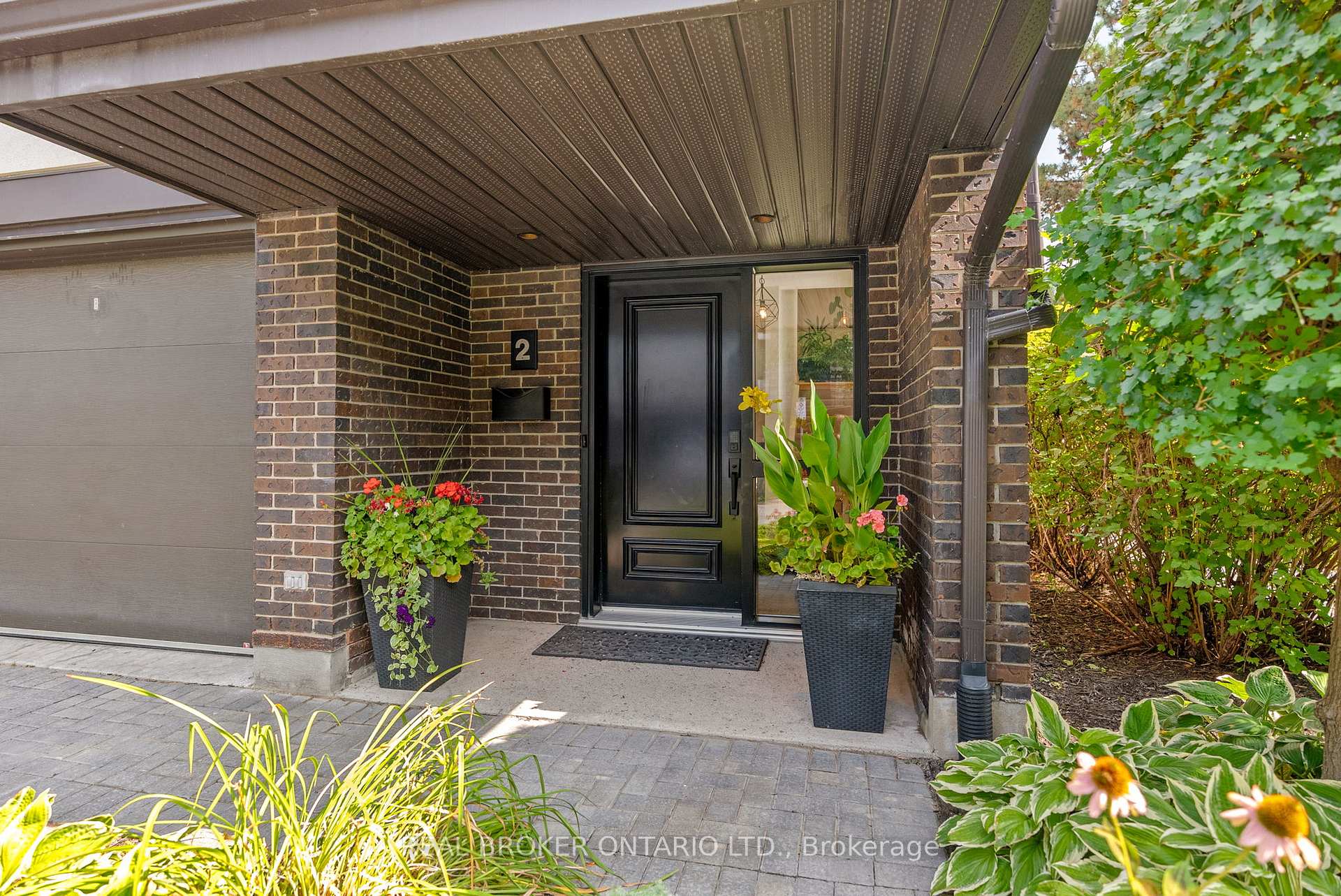 Photo 2 of Unit 2, 655 Richmond Road, Ottawa, Woodroffe — HOMEH