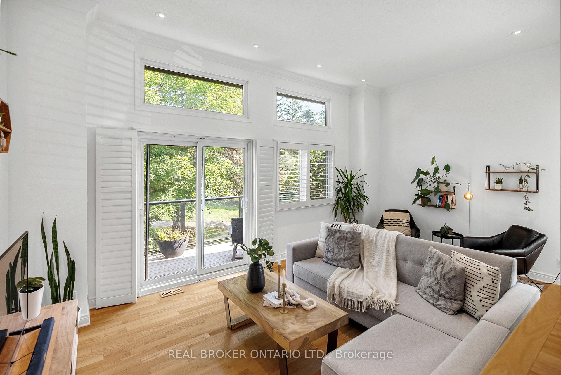 Photo 5 of Unit 2, 655 Richmond Road, Ottawa, Woodroffe — HOMEH