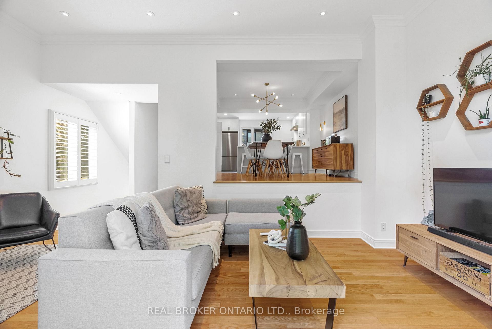 Photo 12 of Unit 2, 655 Richmond Road, Ottawa, Woodroffe — HOMEH