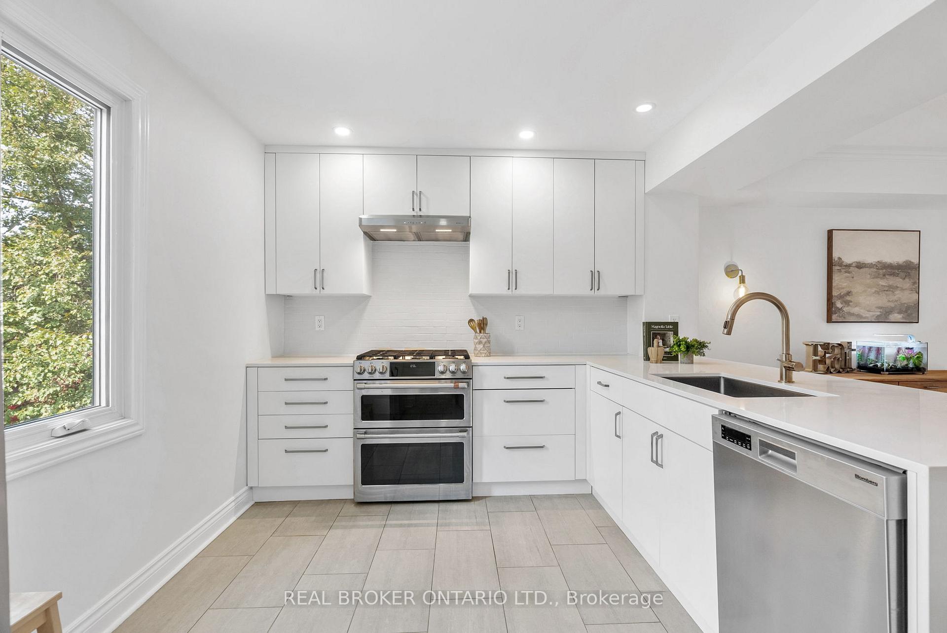 Photo 18 of Unit 2, 655 Richmond Road, Ottawa, Woodroffe — HOMEH