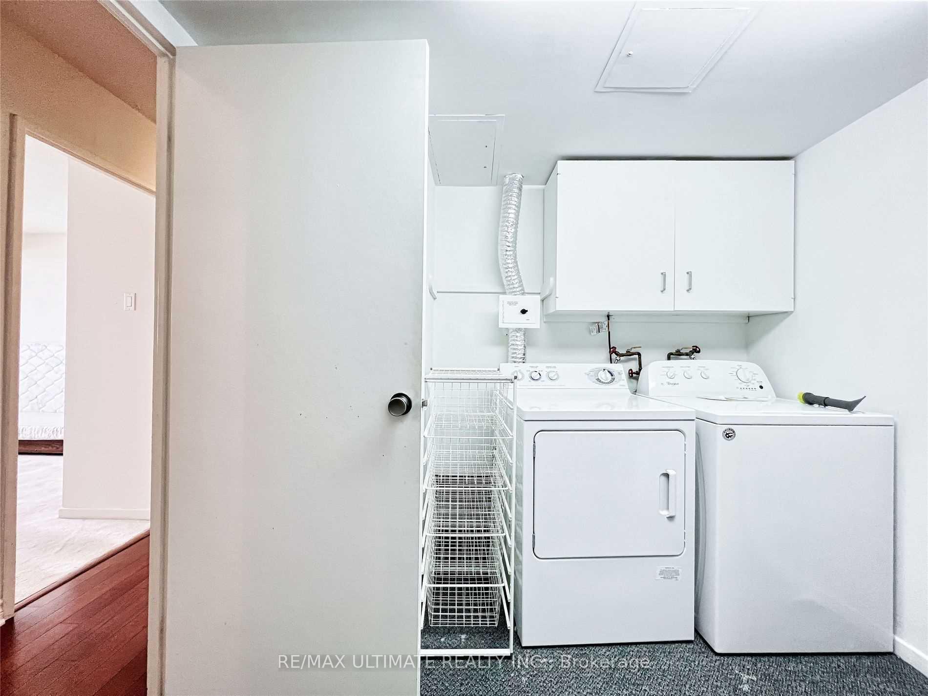 Photo 15 of Unit 912, 8111 Yonge Street, Markham, Royal Orchard — HOMEH
