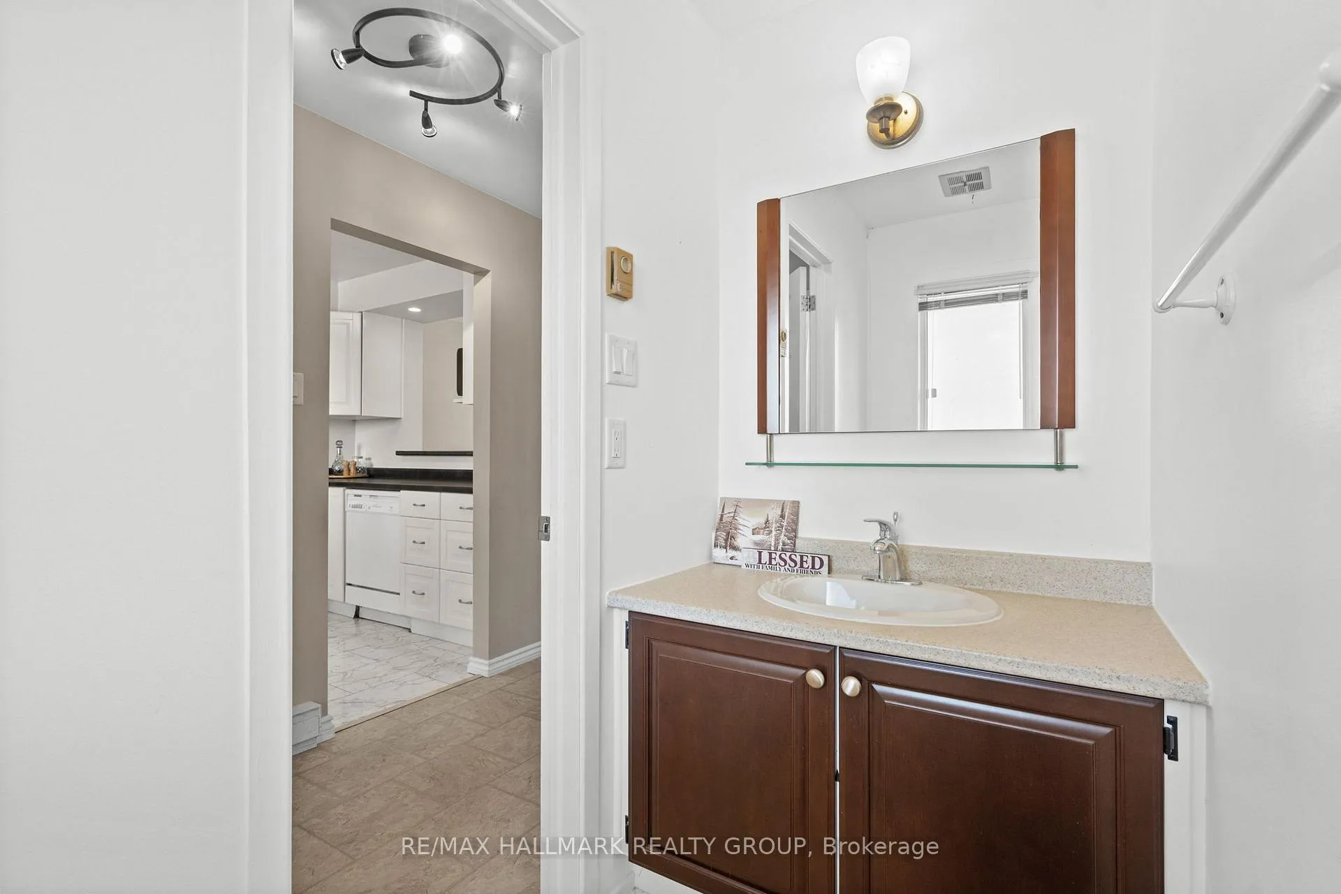 Photo 5 of Unit 88, 3014 Olympic Way, Ottawa, Blossom Park/Leitrim — HOMEH