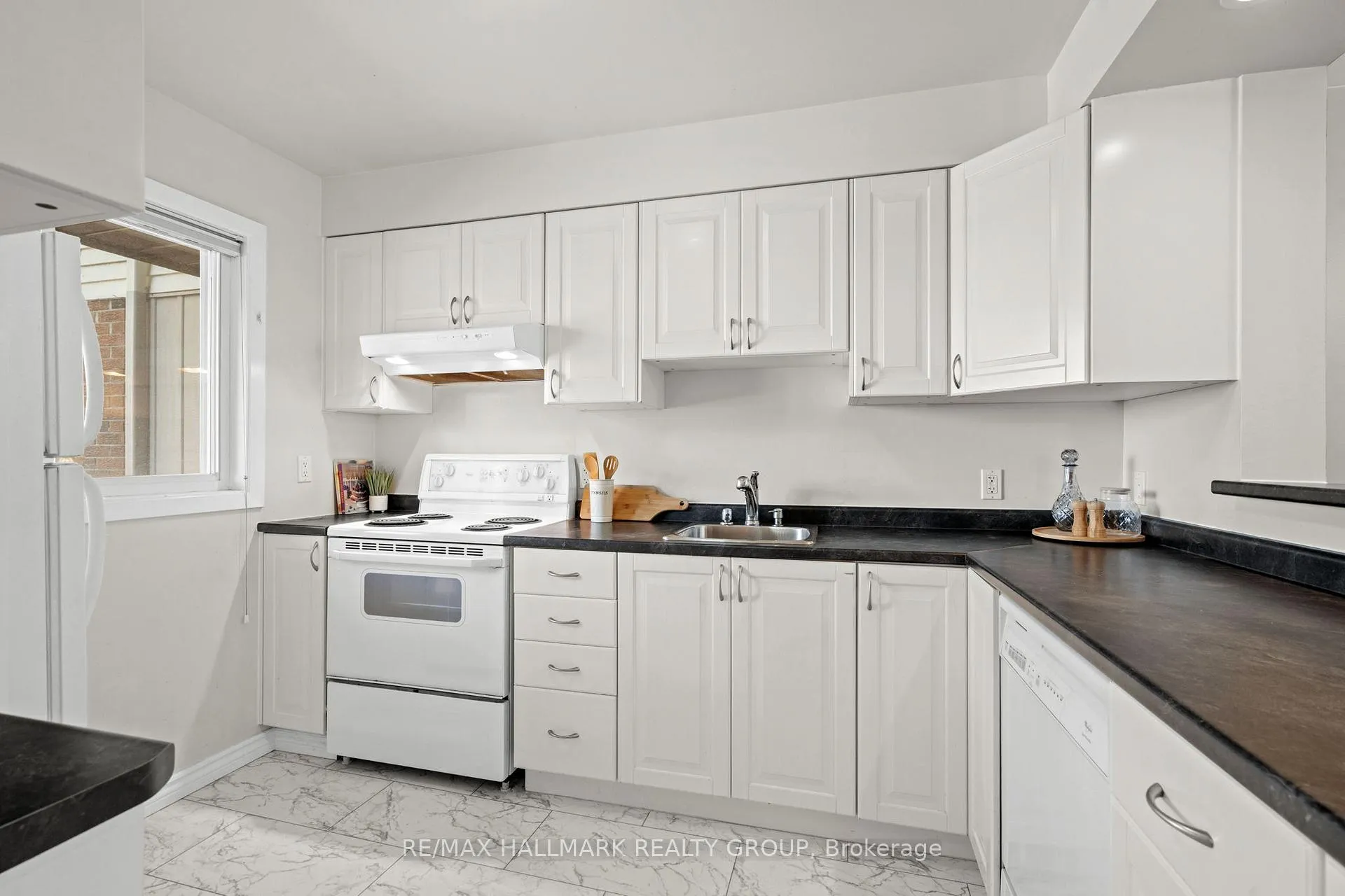 Photo 7 of Unit 88, 3014 Olympic Way, Ottawa, Blossom Park/Leitrim — HOMEH