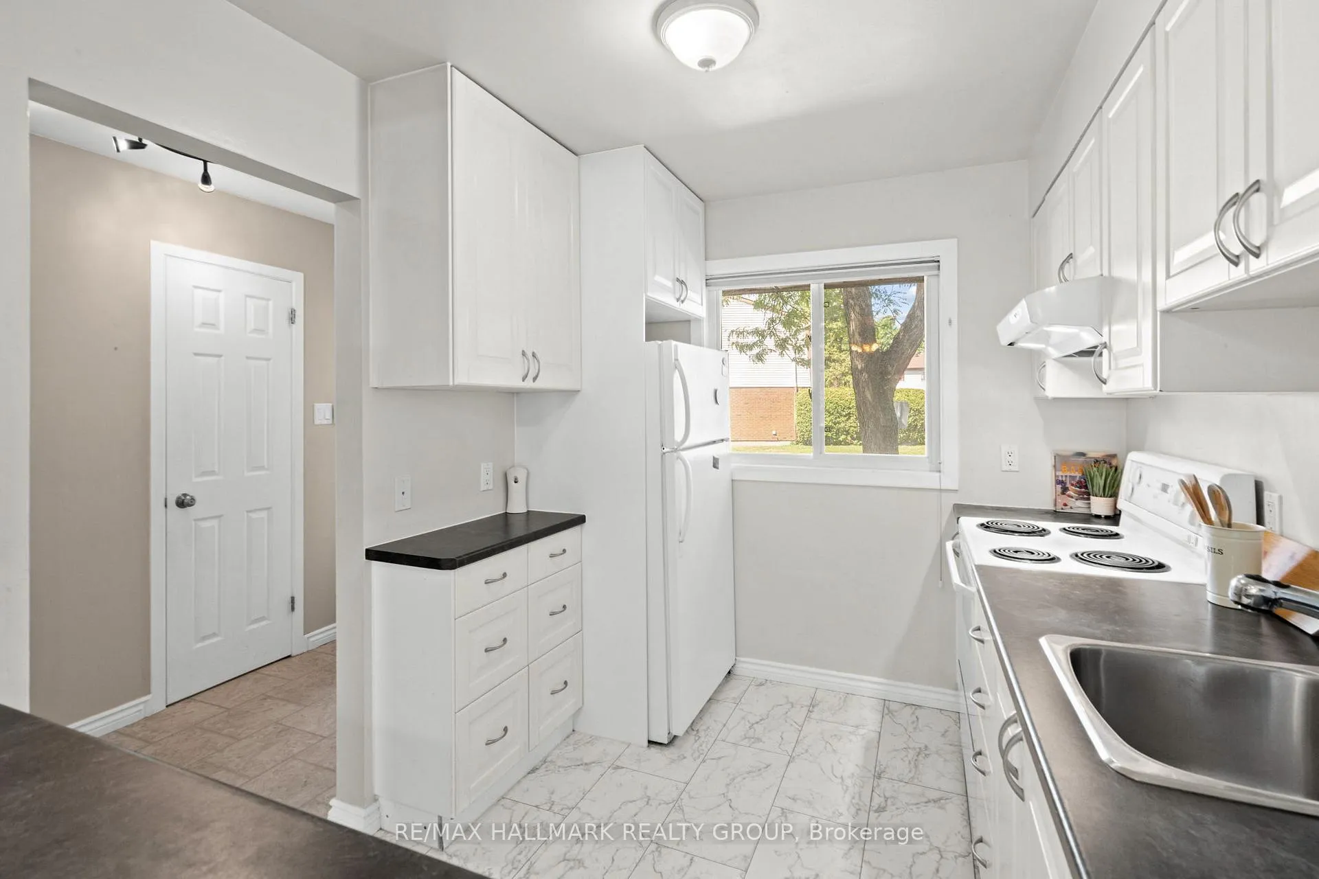 Photo 9 of Unit 88, 3014 Olympic Way, Ottawa, Blossom Park/Leitrim — HOMEH
